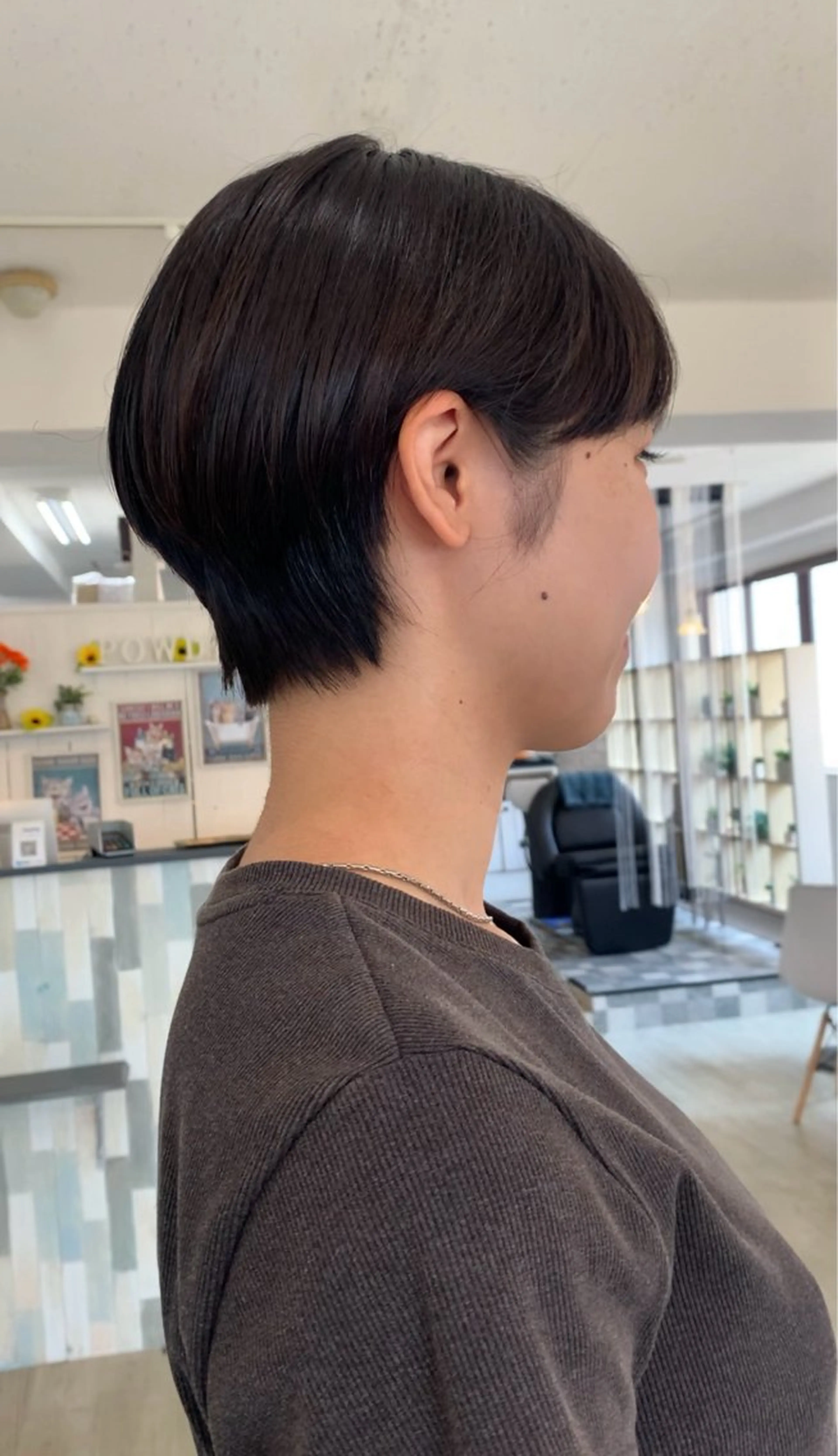 ショート カット トリートメント パウダーテラ所属・槇 あかねのヘアスタイル