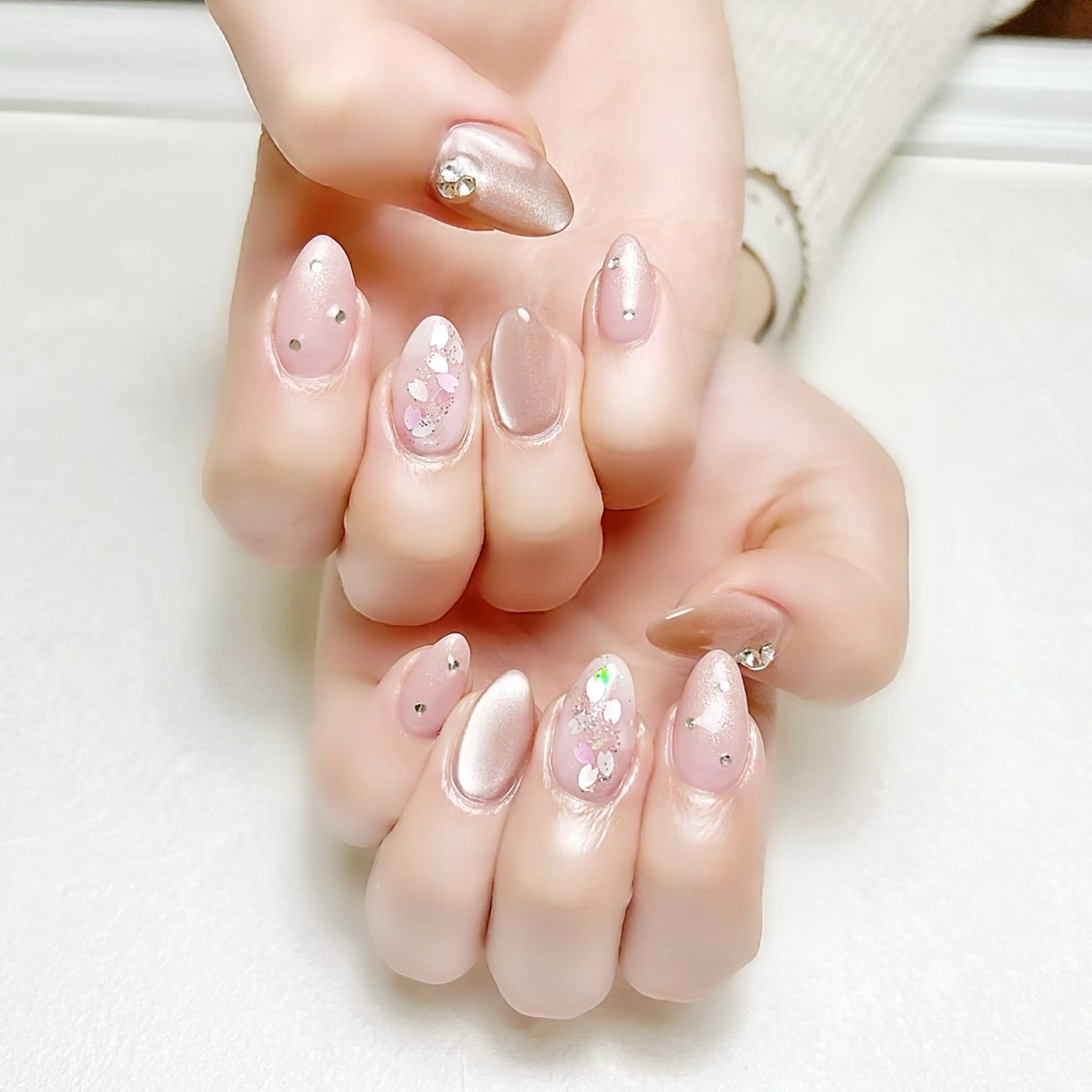 ネイル マグネットネイル オフィスネイル ワンカラーネイル シンプルネイル 春ネイル rouse nail RISATOのネイルデザイン