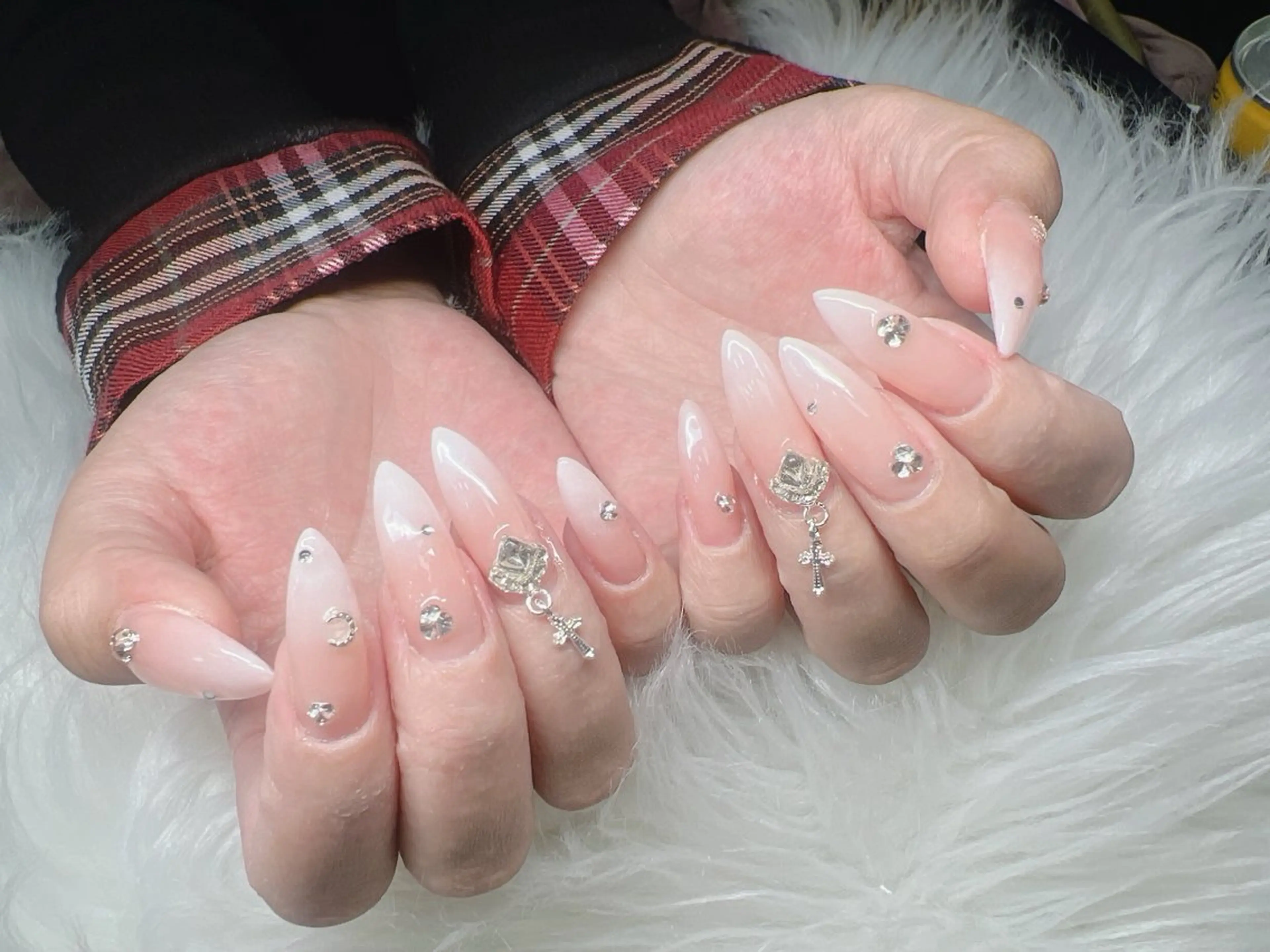 ネイル ハンドネイル Lee Nails チップ長さだし専門店のネイルデザイン