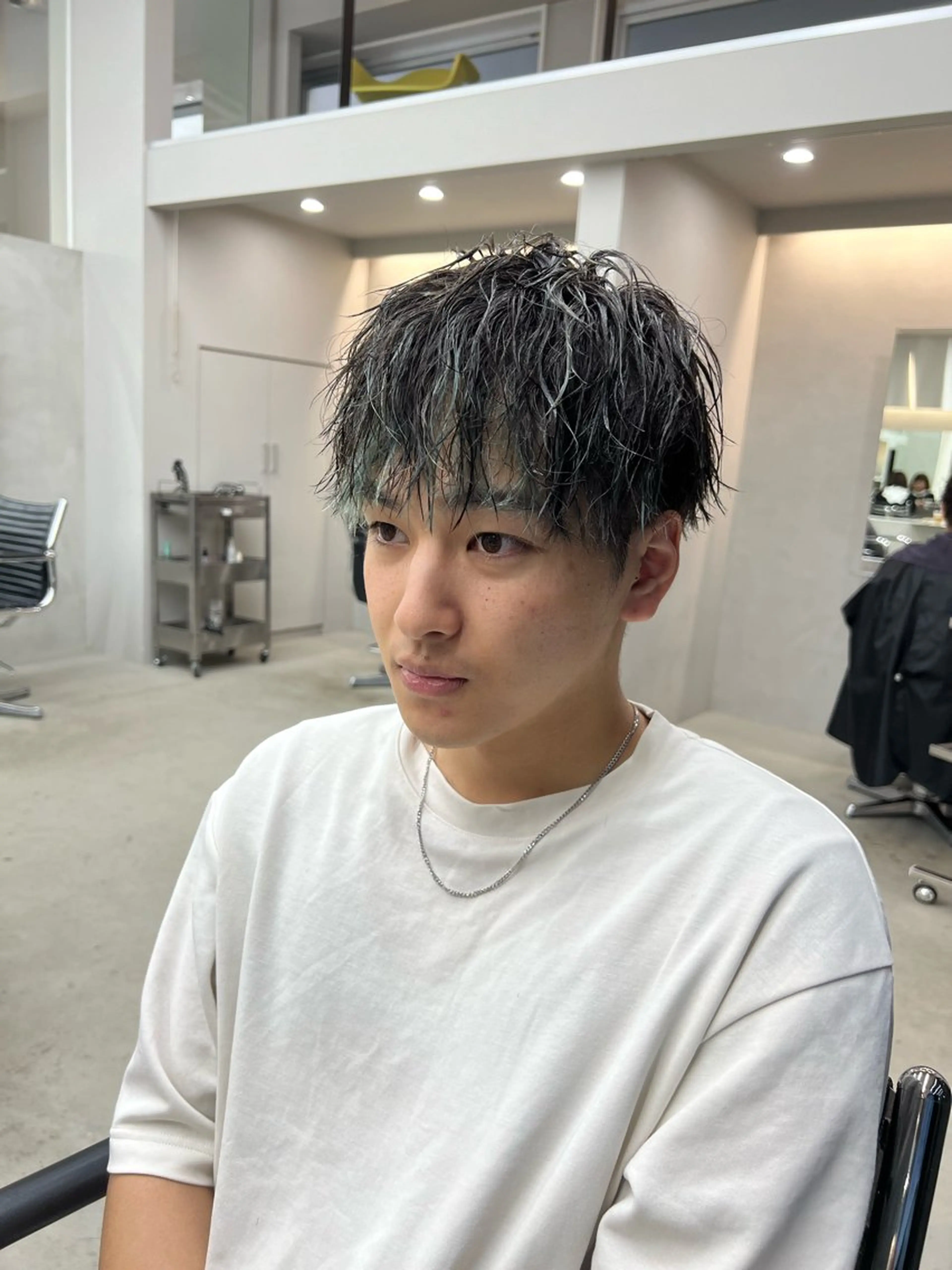 ショート パーマ メンズ カット パーマ 吉沢遣人/レイヤー 艶カラー/パーマのヘアスタイル