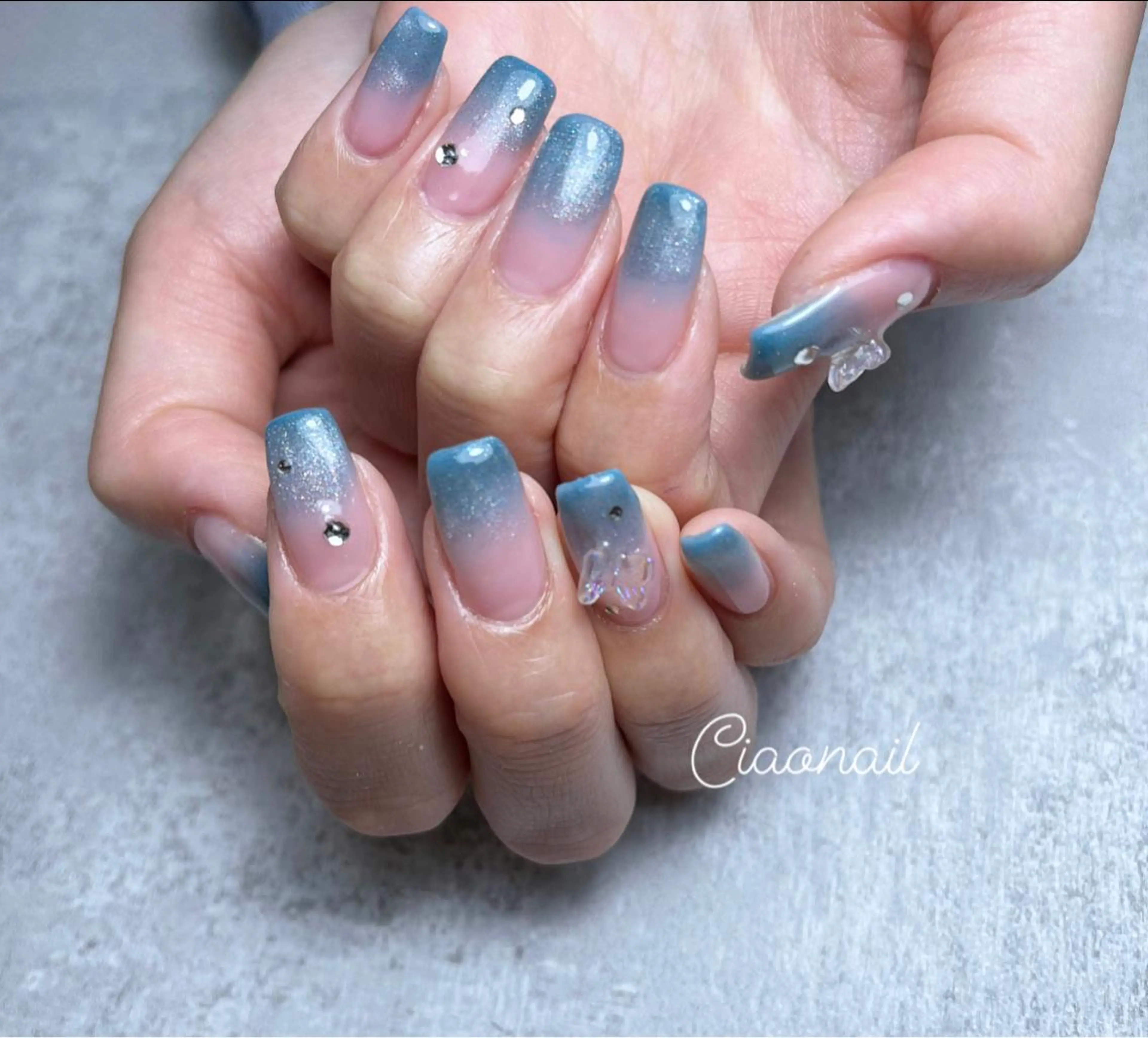 ネイル グラデーション マグネットネイル #Amin所属・#Amin nail salonのネイルデザイン