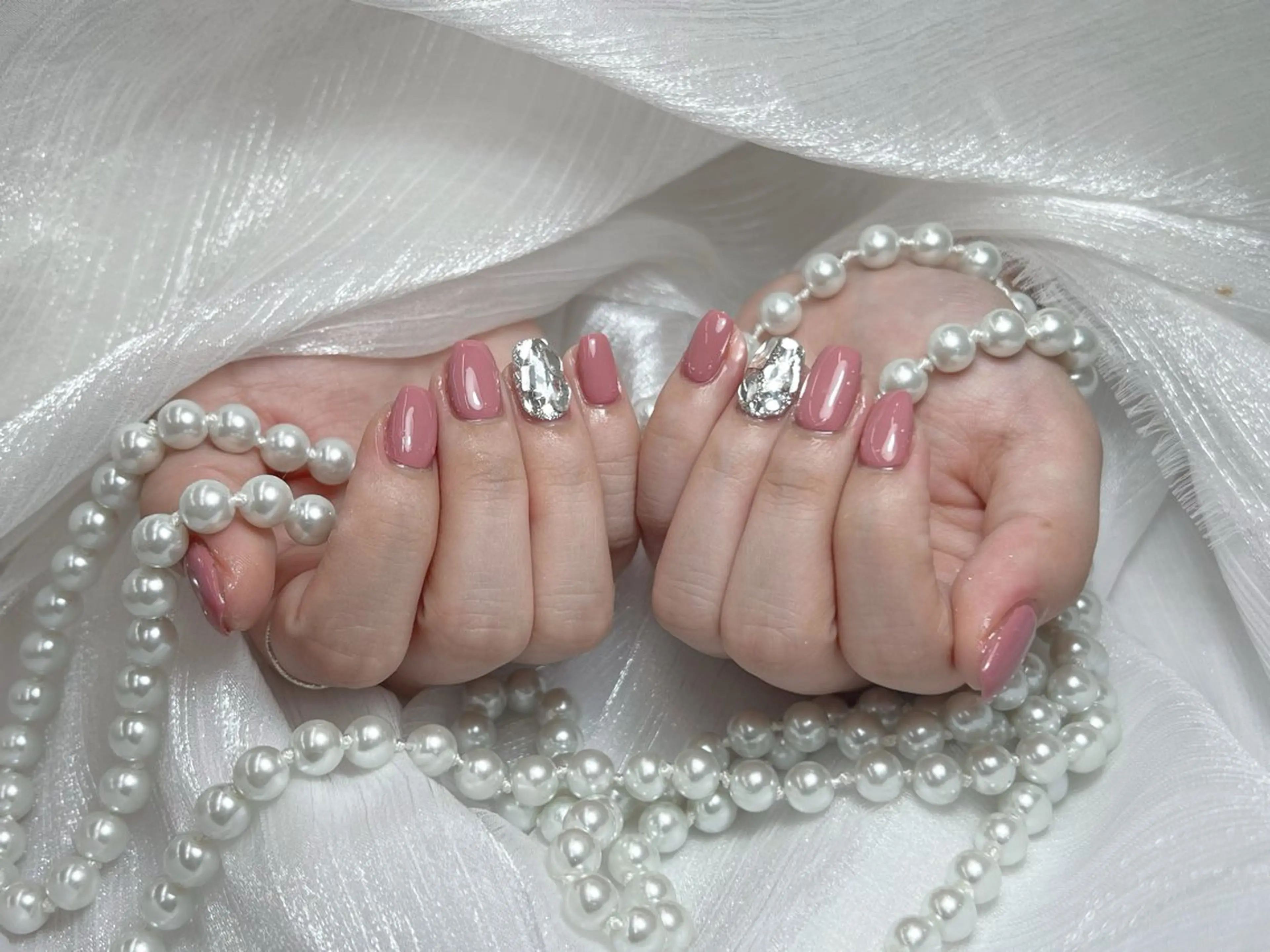 ミディアム ハンドネイル 宮崎 もものネイルデザイン