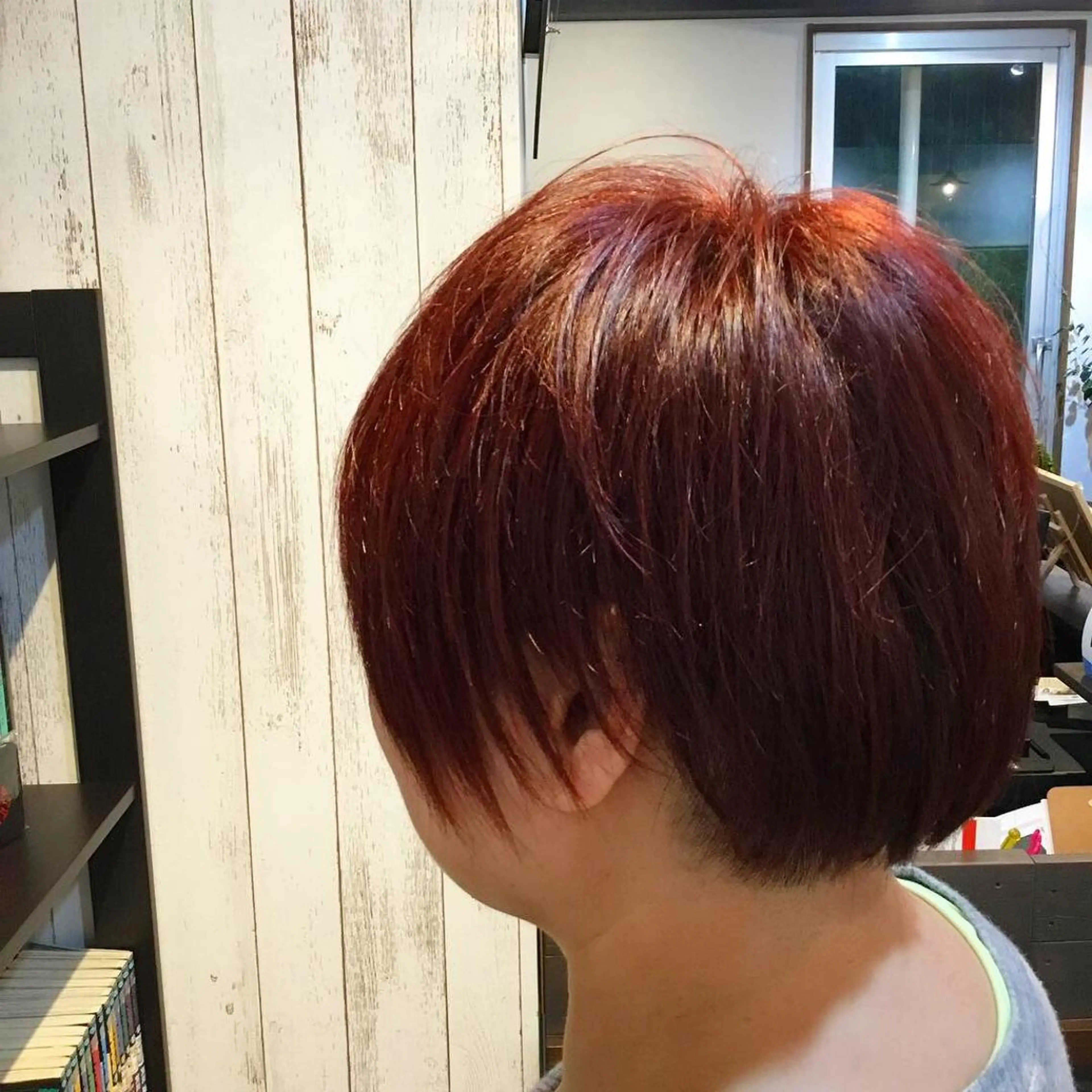 ショート カラー 金崎 新吾のヘアスタイル