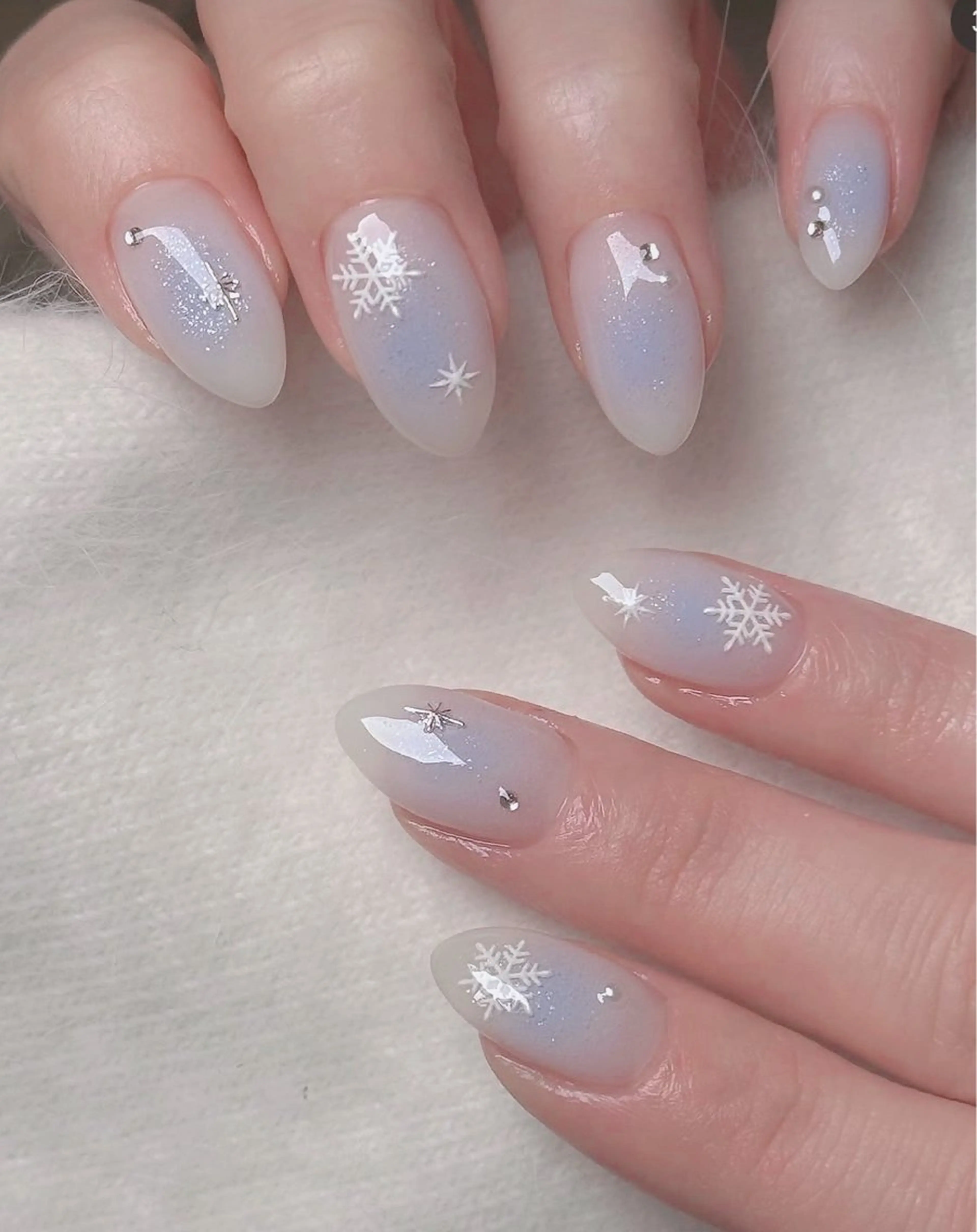 ネイル 🎀PG🩵 ネイルサロンのネイルデザイン