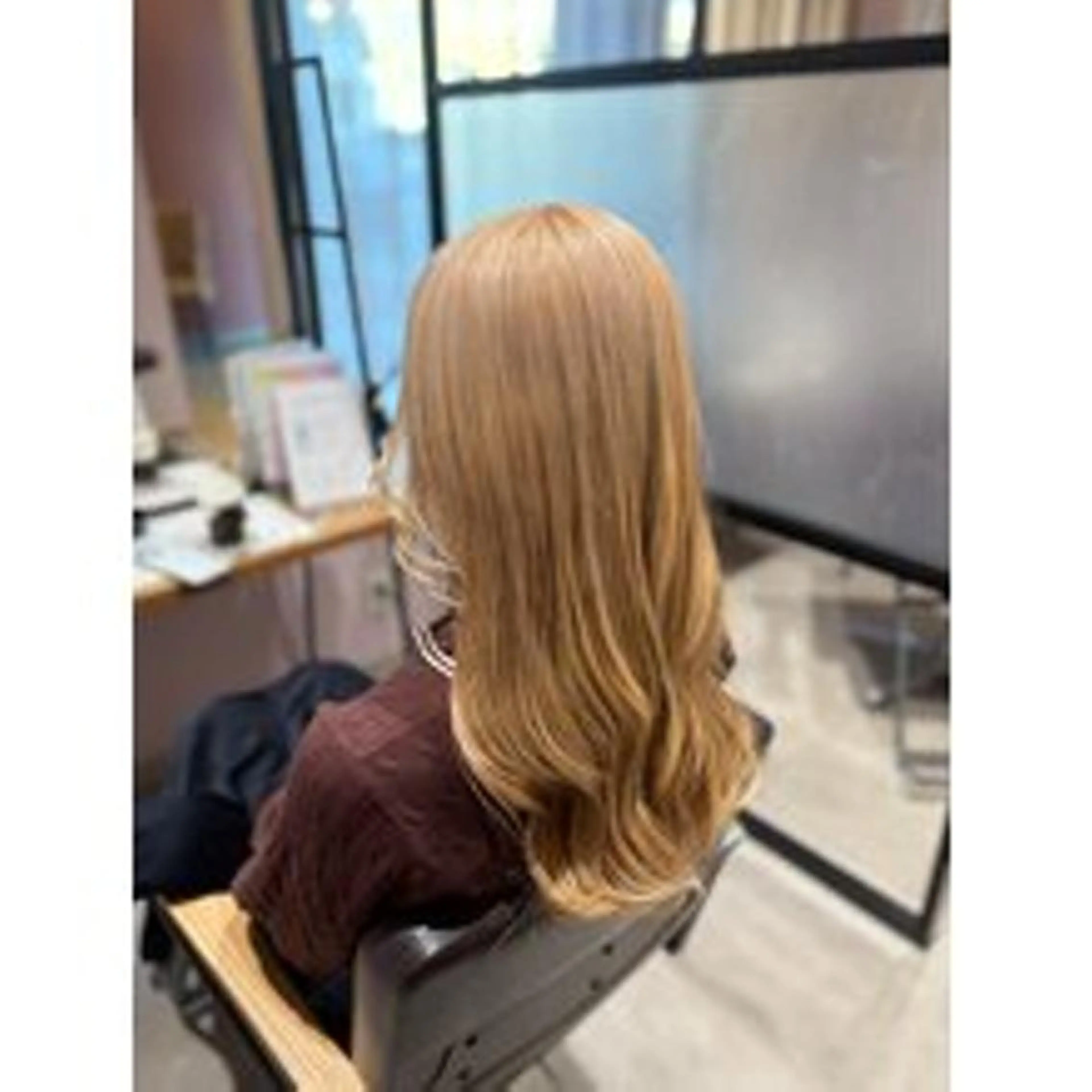 全頭ブリーチ＋カラーの写真