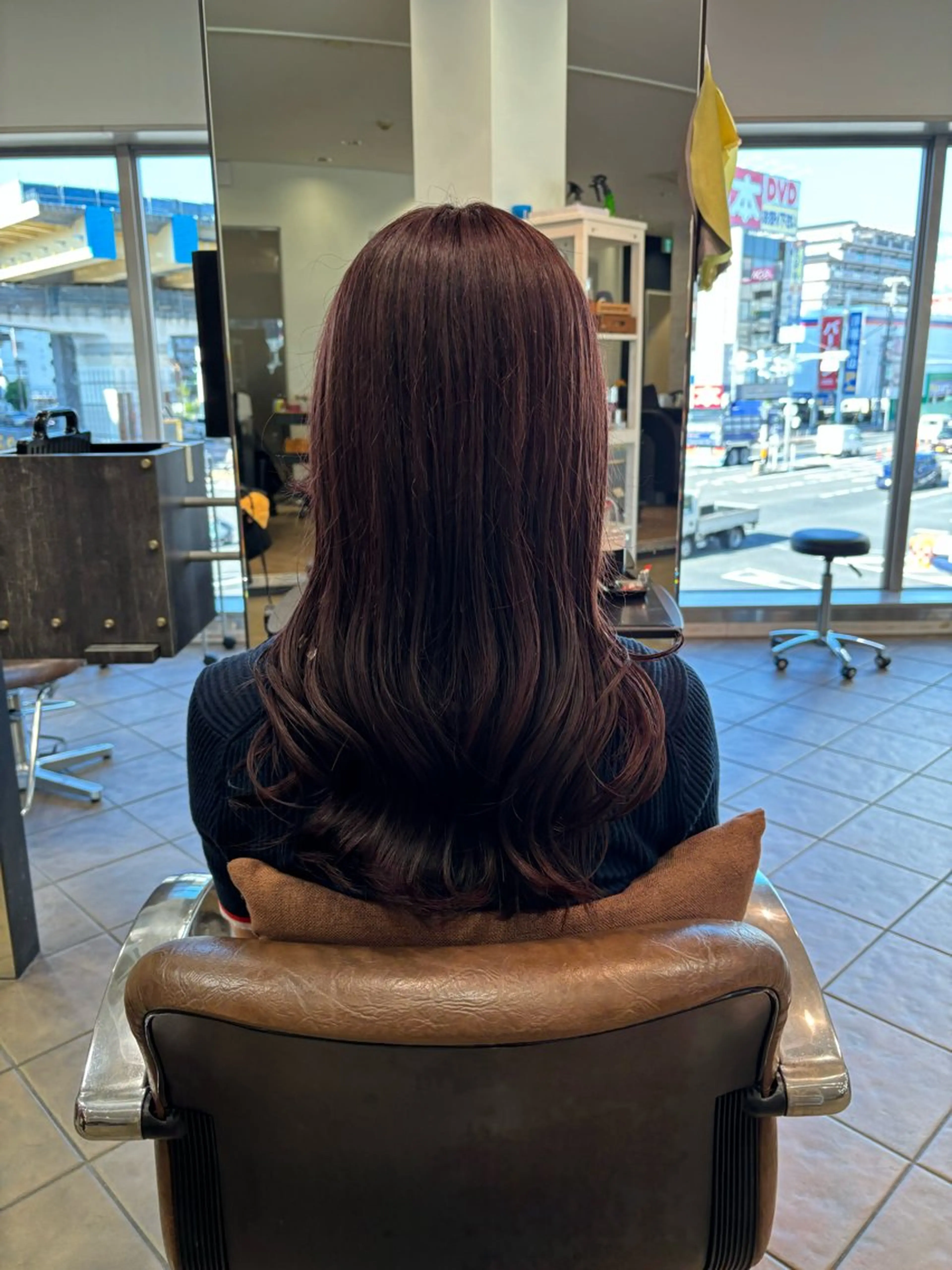 カラー みやもと みくのヘアスタイル