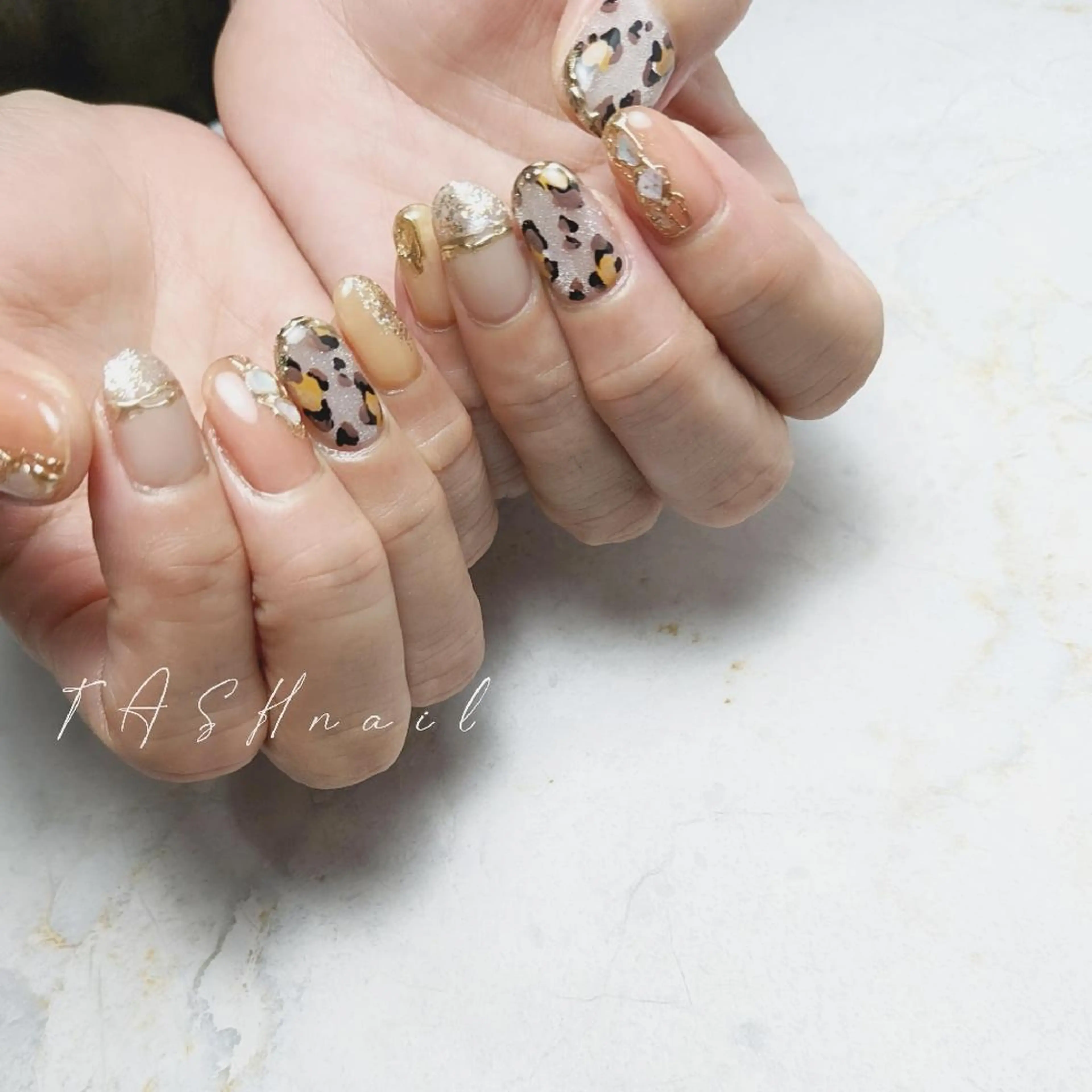 ネイル TASH nailのネイルデザイン