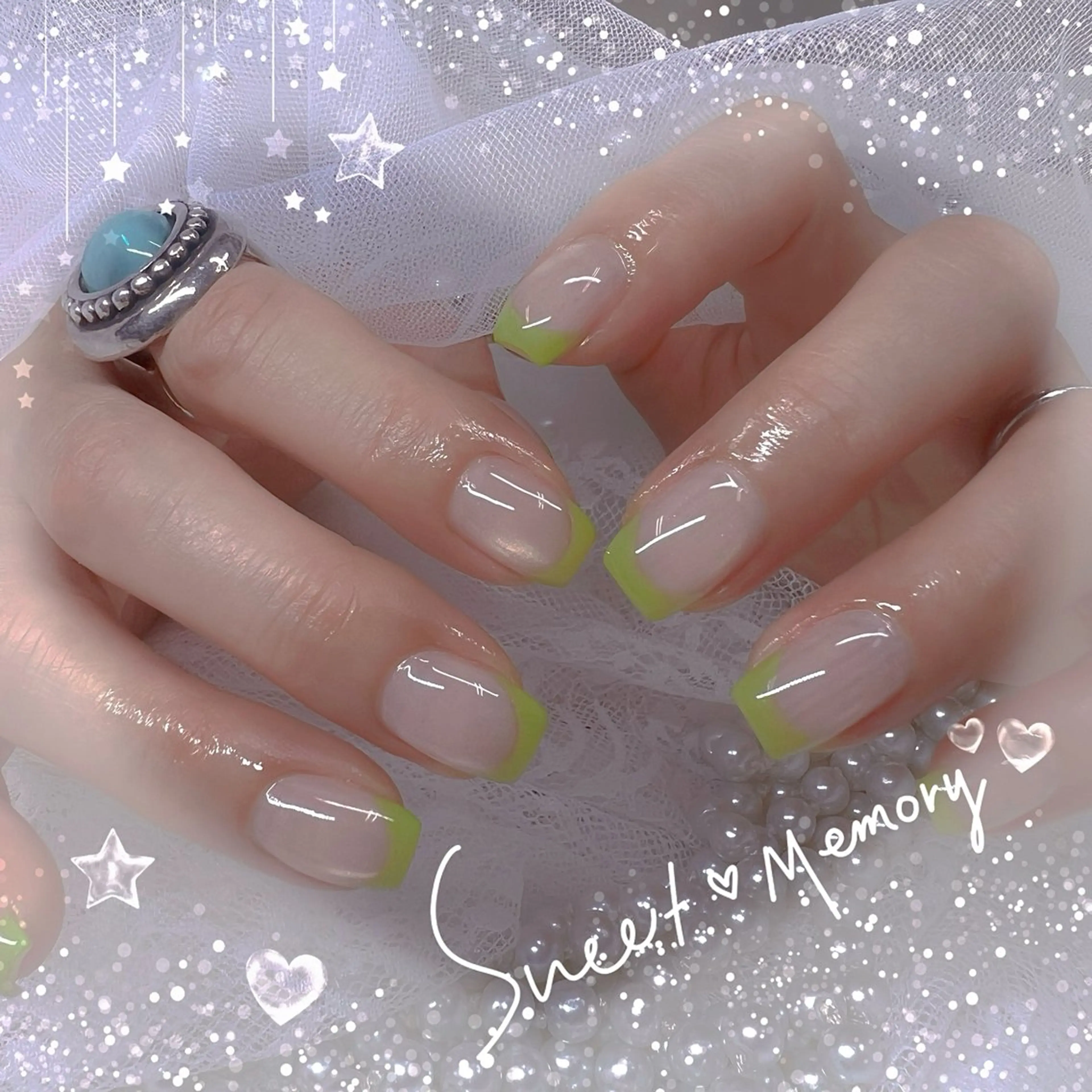 ネイル チークネイル フレンチネイル ガーリー ガラスフレンチ グラデーション ハンドネイル Chill Nailsalonのネイルデザイン