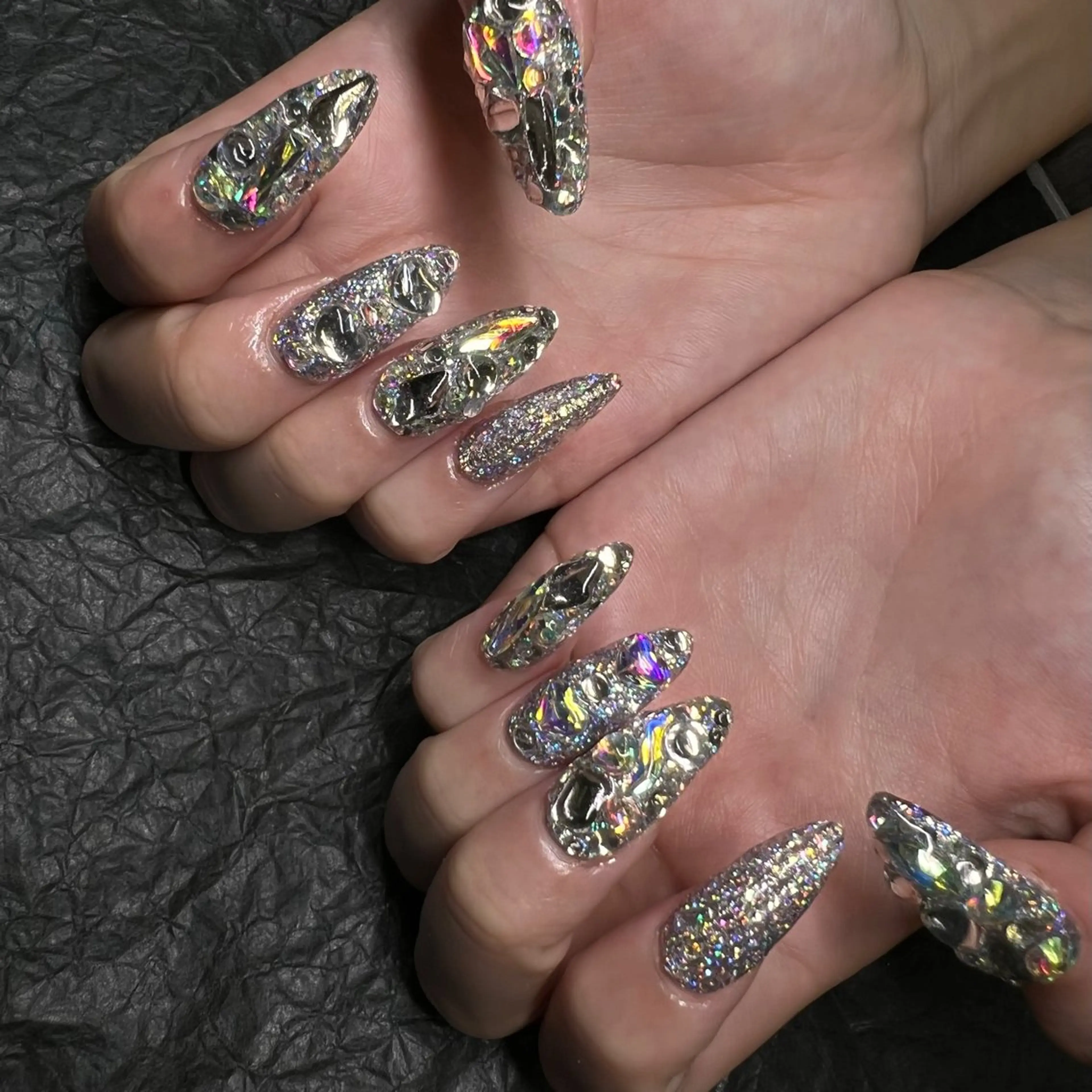 ネイル ノブ.ネイルサロン所属・ノブ ネイルのネイルデザイン