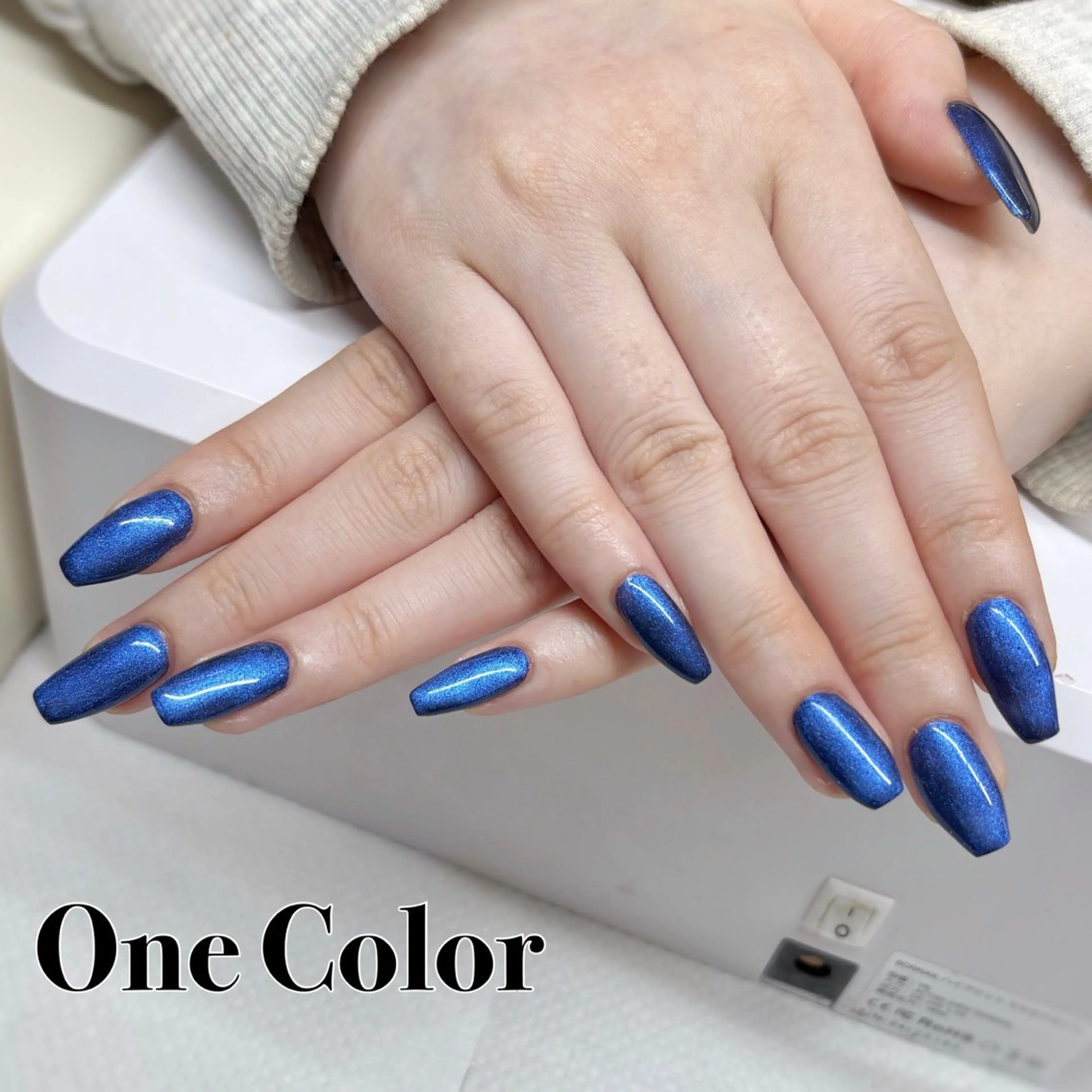ネイル ブルー ワンカラーネイル ネイルサロンエーナイン本店所属・【モデル募集中】 hina🌼のネイルデザイン