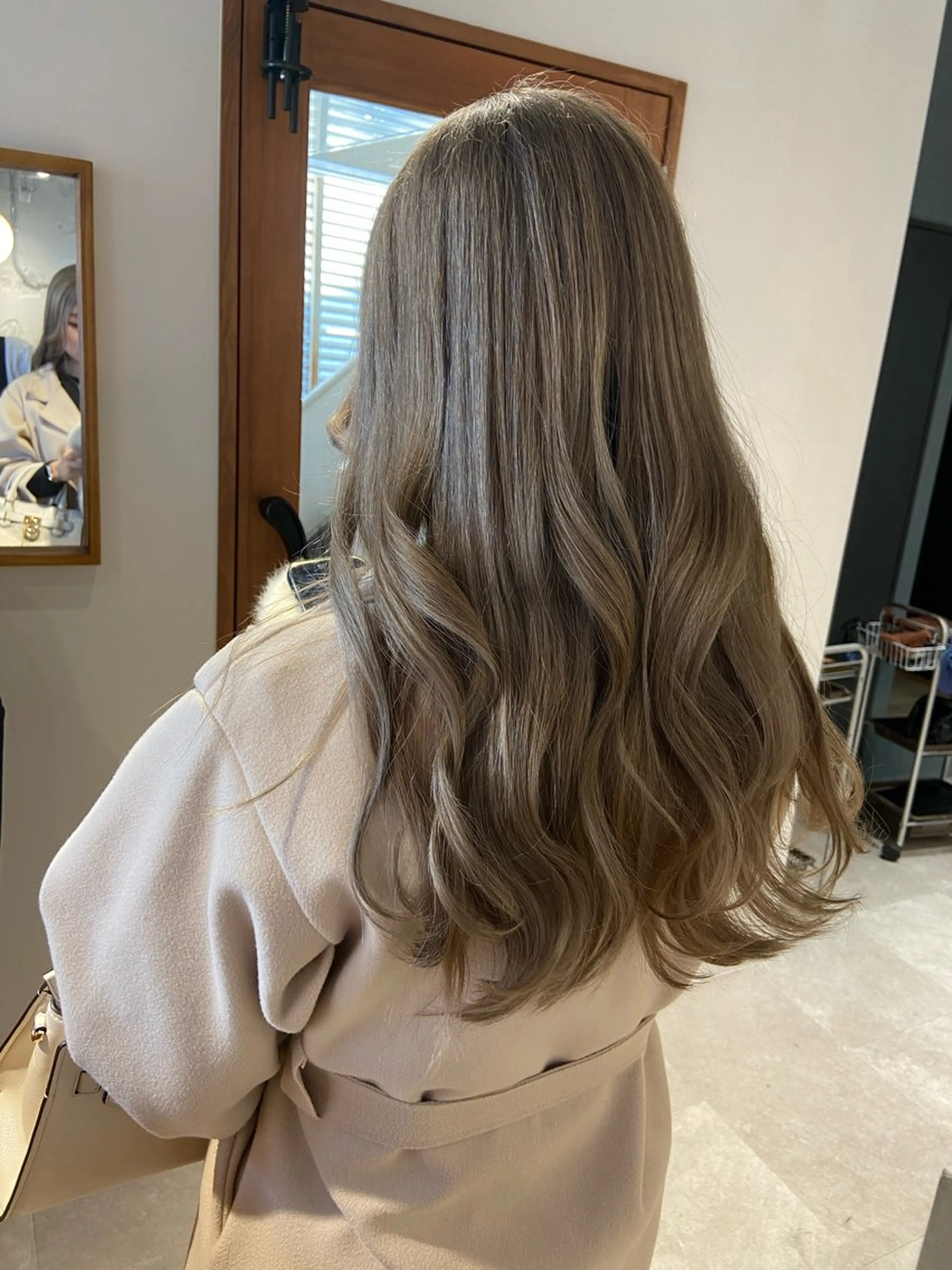 ロング カラー カット ヘアカラー トリートメント EIGHT奥野 心太のヘアスタイル
