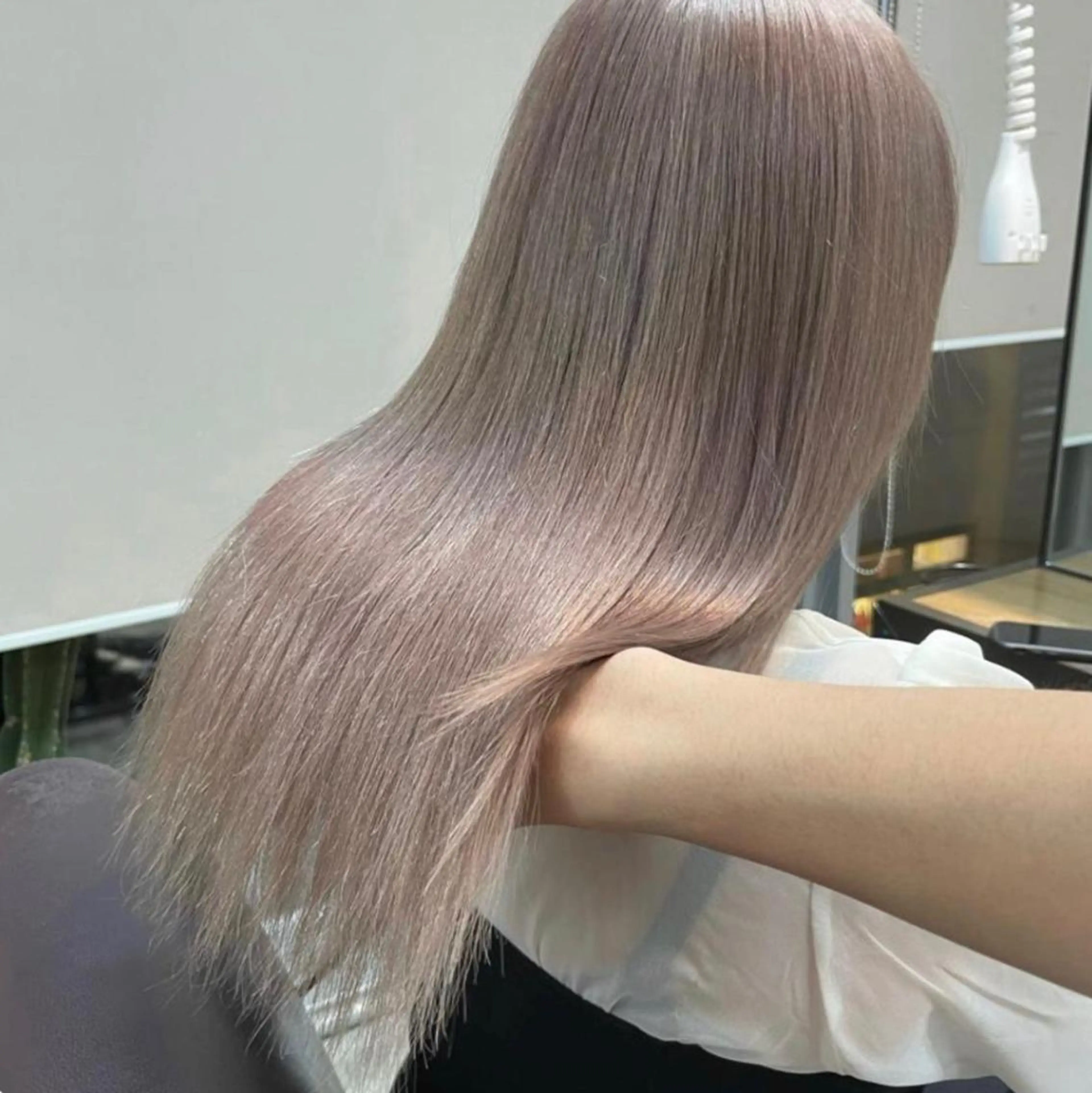 ロング カラー ヘアアレンジ カット ヘアカラー 🌹TikTok４万 ﾌｫﾛﾜｰ🌹AKIのヘアスタイル