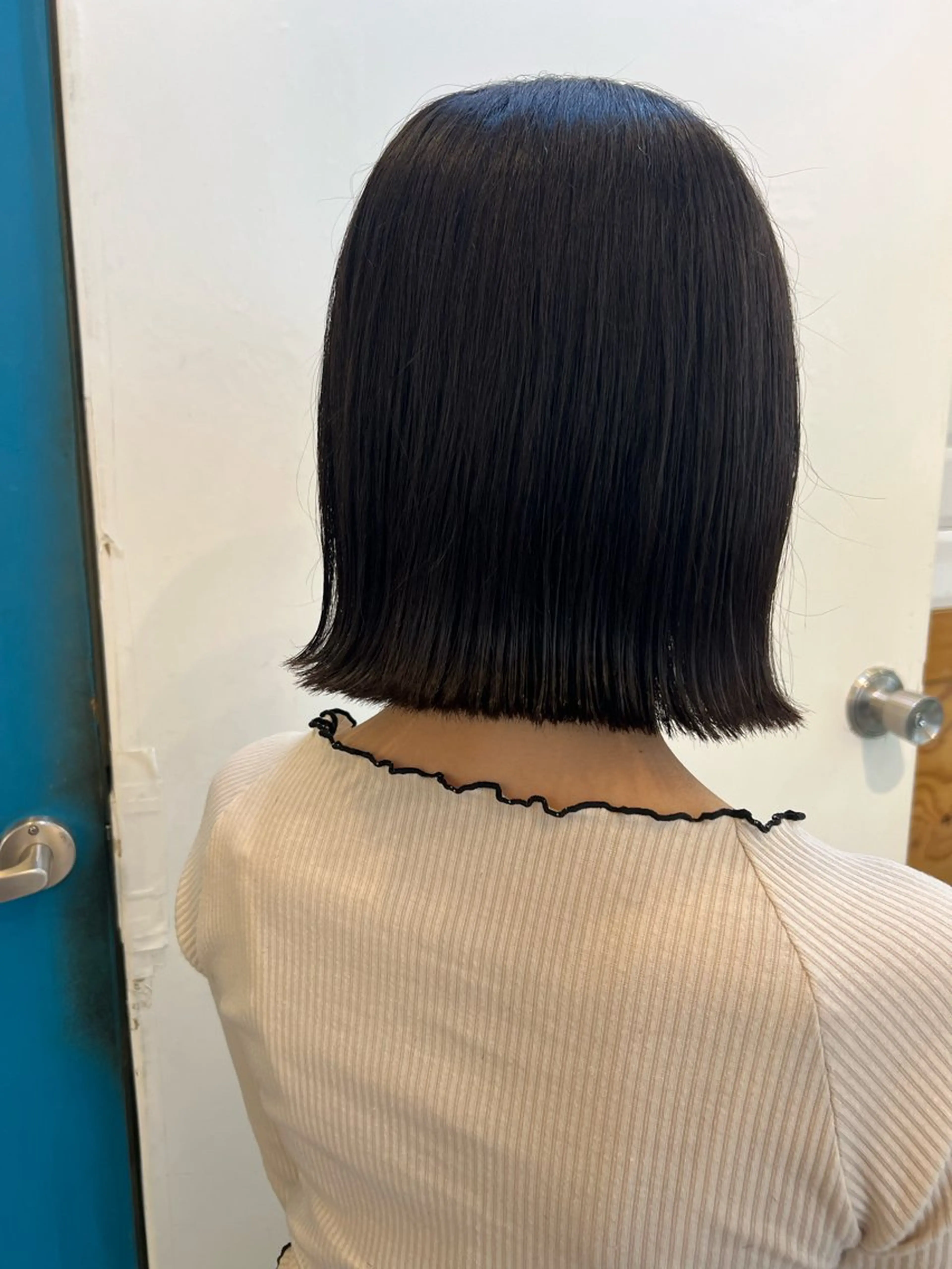 ミディアム ボブ 顔周りカット ハイライト 縮毛矯正 カット 縮毛矯正 トリートメント KANA/ボブ/ インナーカラー/艶髪のヘアスタイル