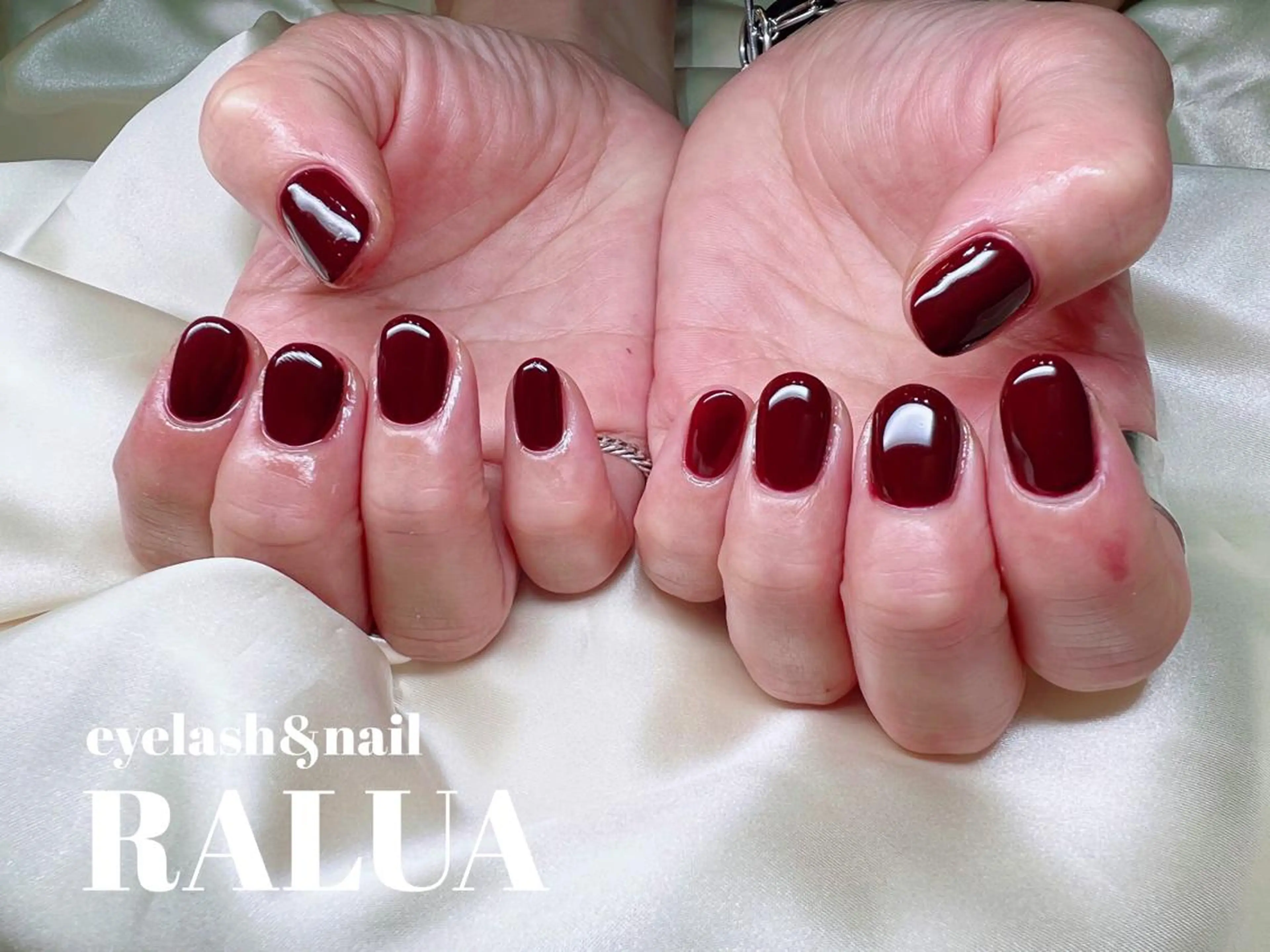 ネイル RALUA shiori🐰のネイルデザイン