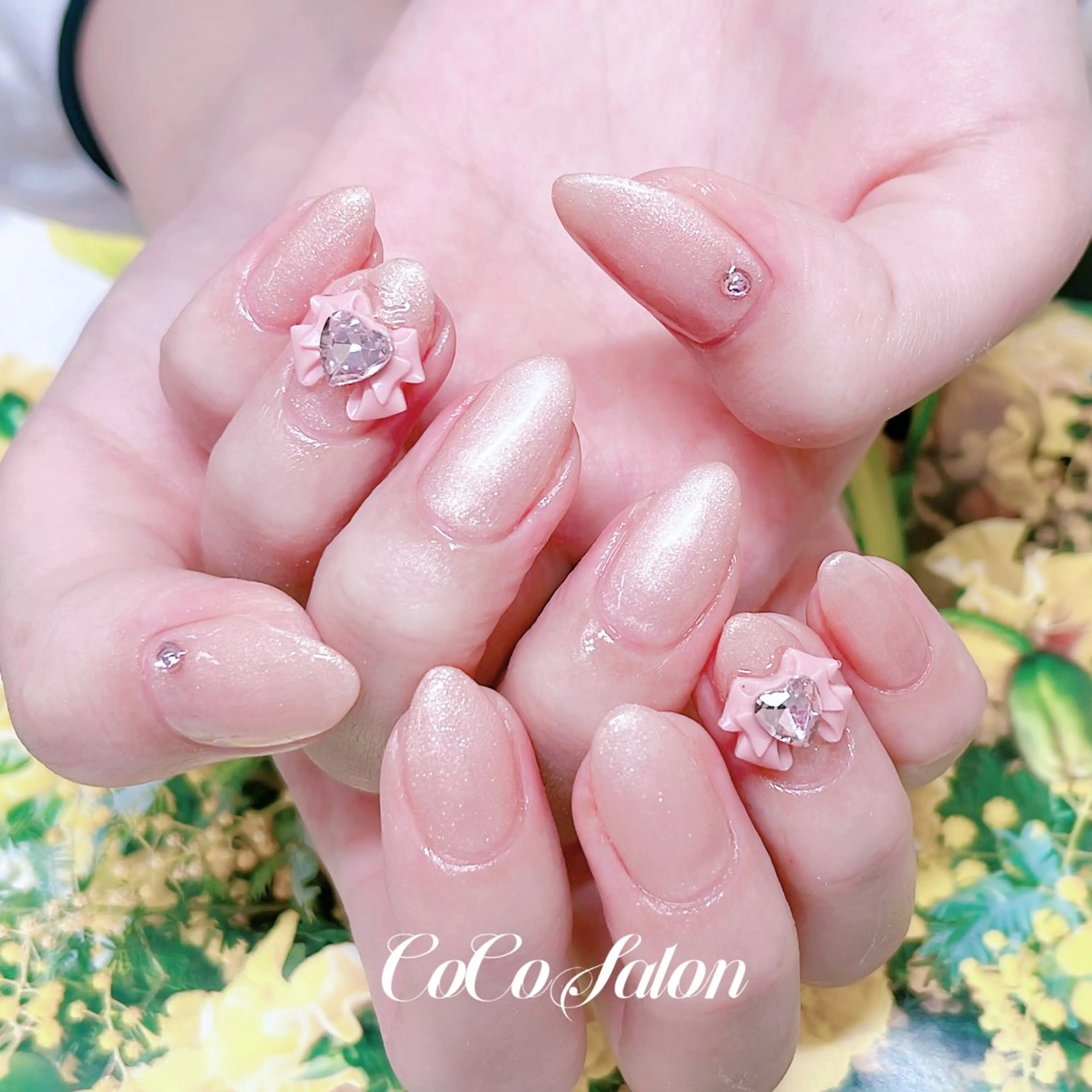 ネイル 長さ出し ジェルネイル ハート キラキラネイル ラメ(グリッター) ハンドネイル CoCoSalon ネイル/まつ毛予約のネイルデザイン