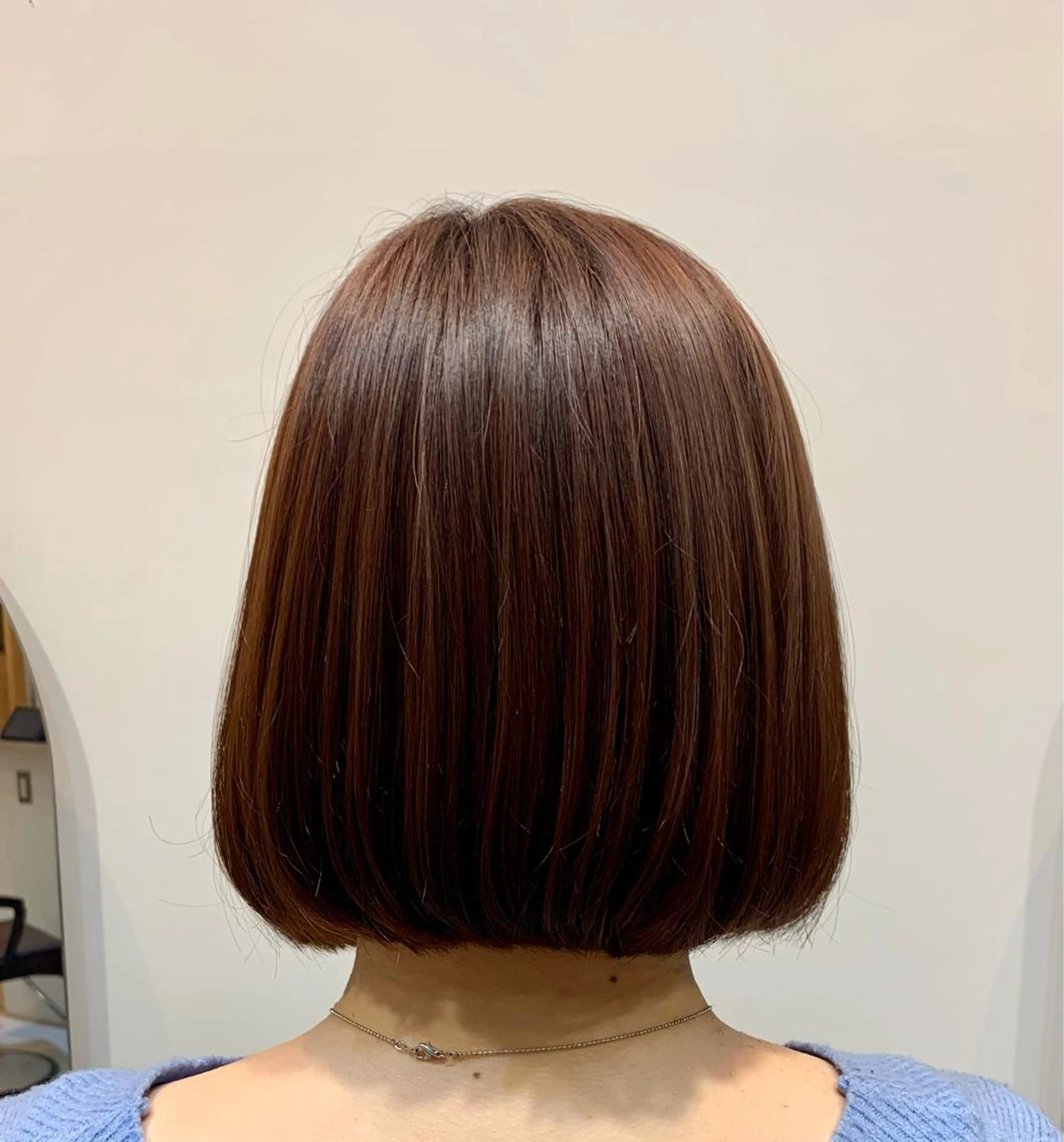 ショート カラー ヘアアレンジ ワンレンボブ ボブ REONA🪽✨ 日常に馴染む髪🫧のヘアスタイル