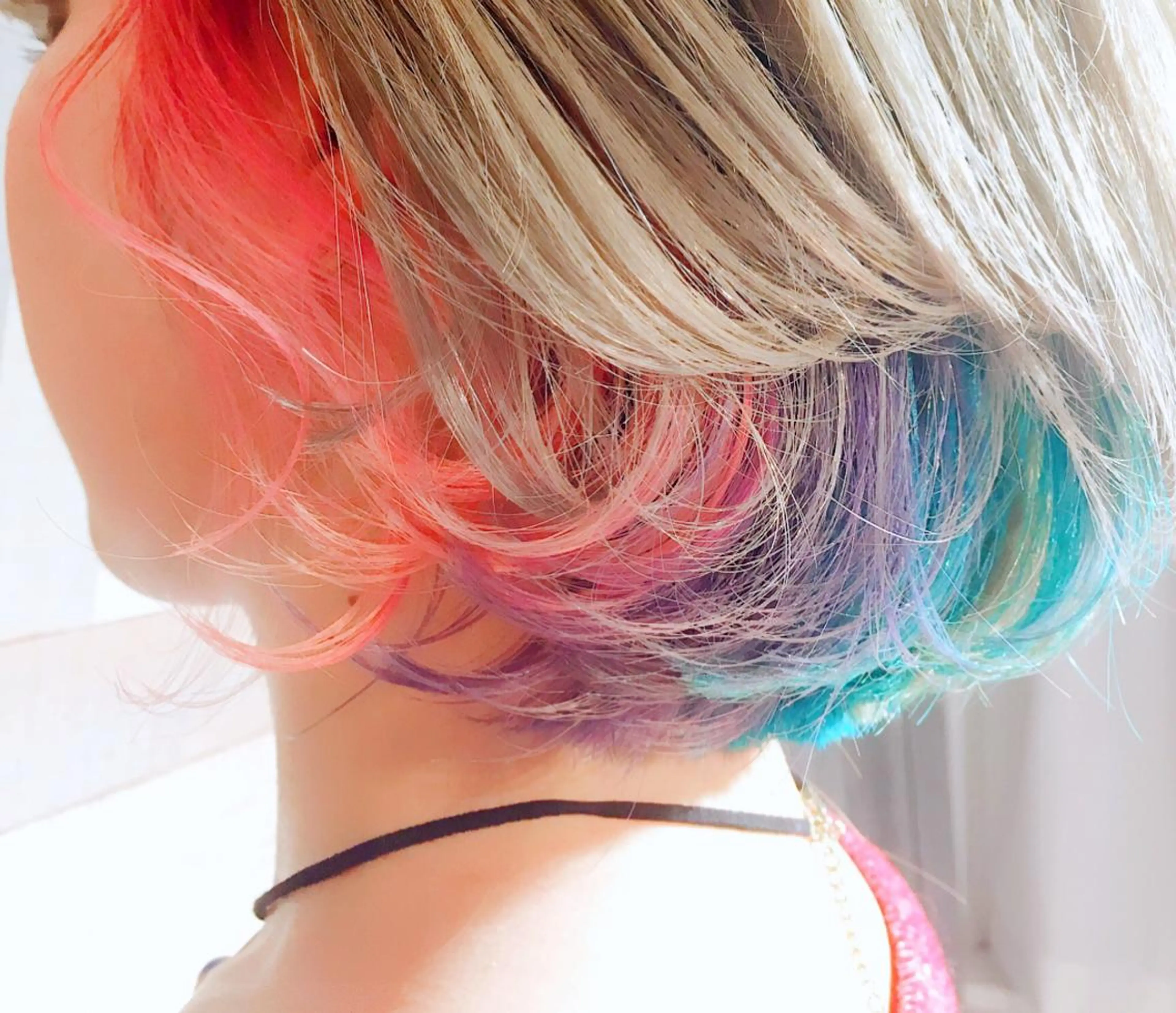 ショート カラー ユニコーンカラー カット ヘアカラー トリートメント パルーザ代表👑 YUYAのヘアスタイル