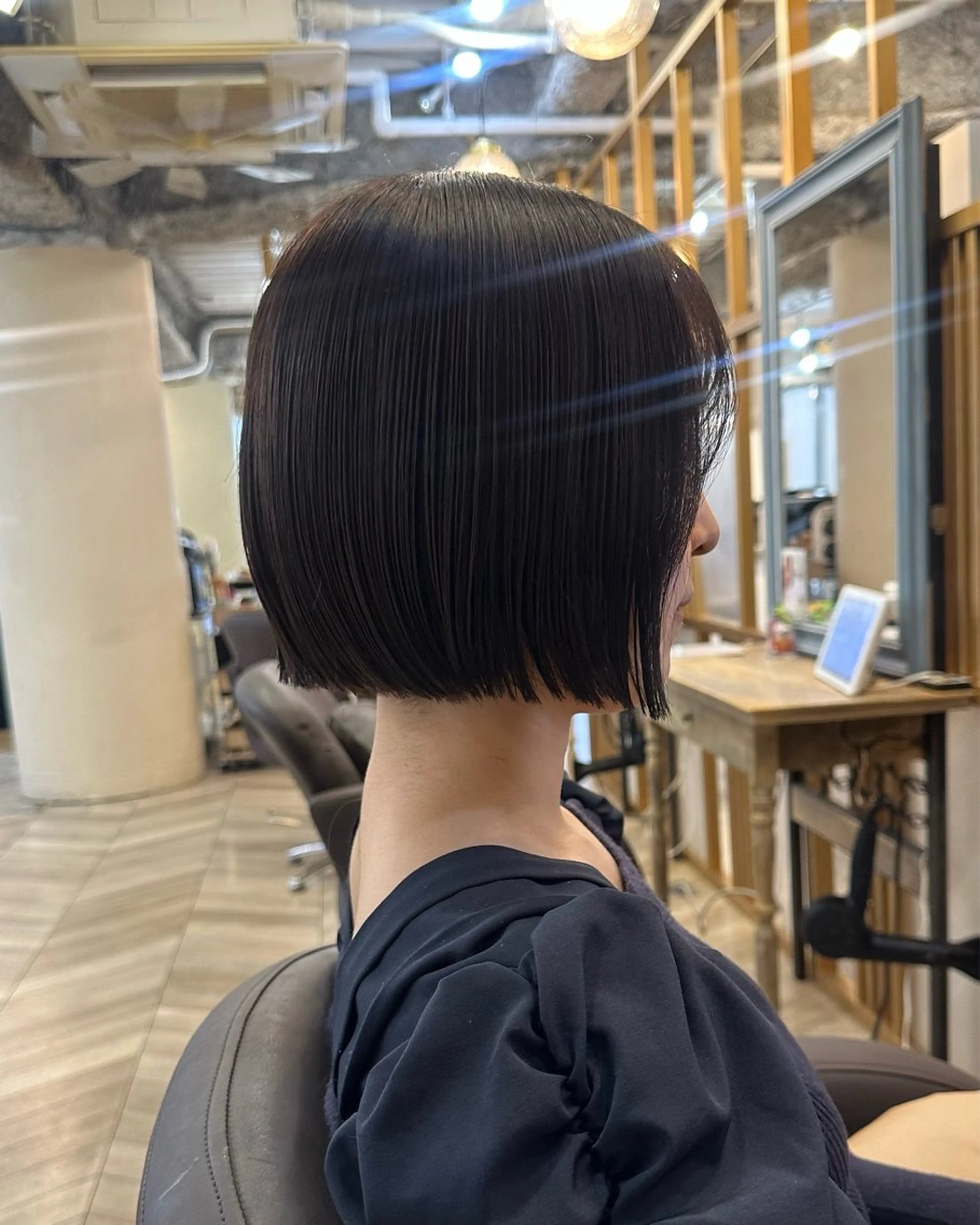 ミディアム 加藤 杏のヘアスタイル