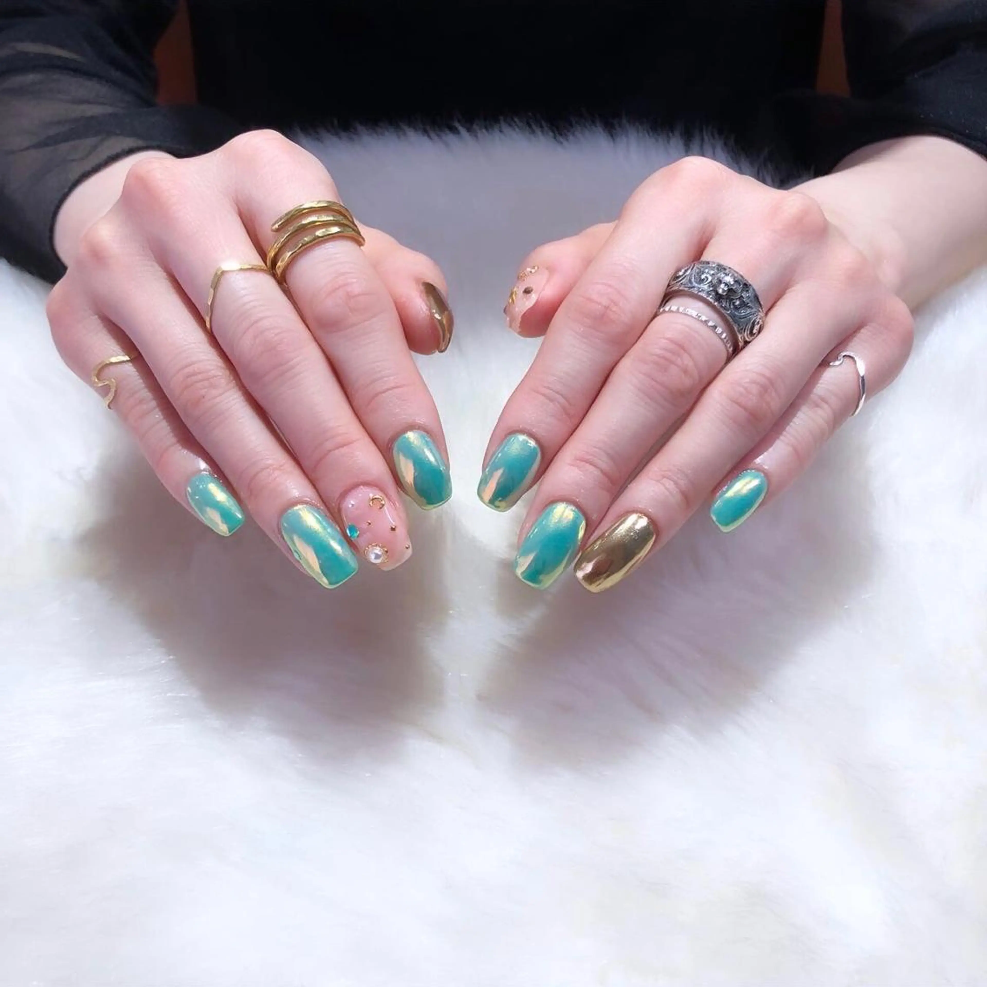 ネイル ハンドネイル フットネイル ハンドケア Nes.Nail所属・Miyagi Asamiのネイルデザイン