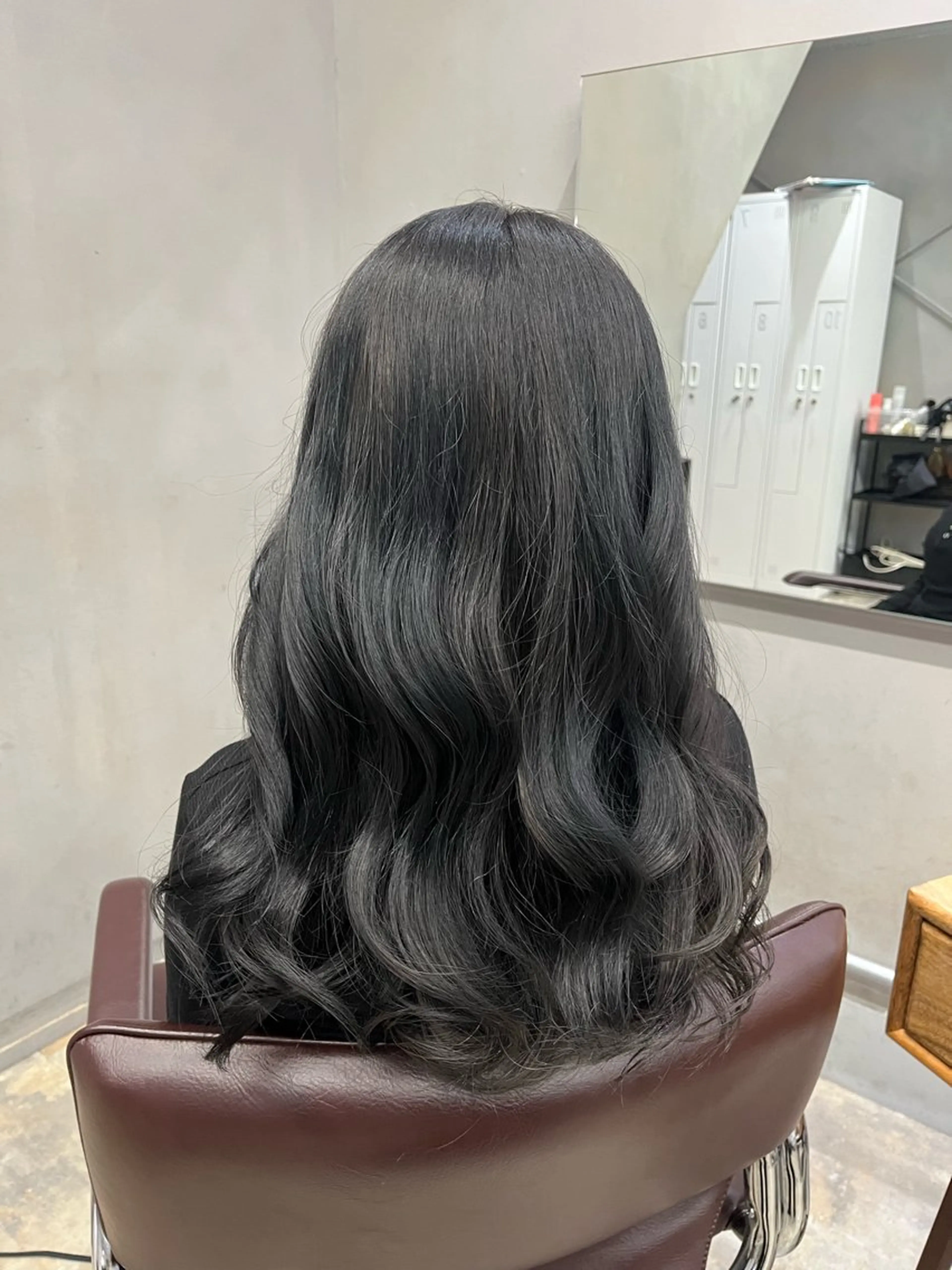 ロング カラー ヘアカラー かわにし ひなた🐰のヘアスタイル