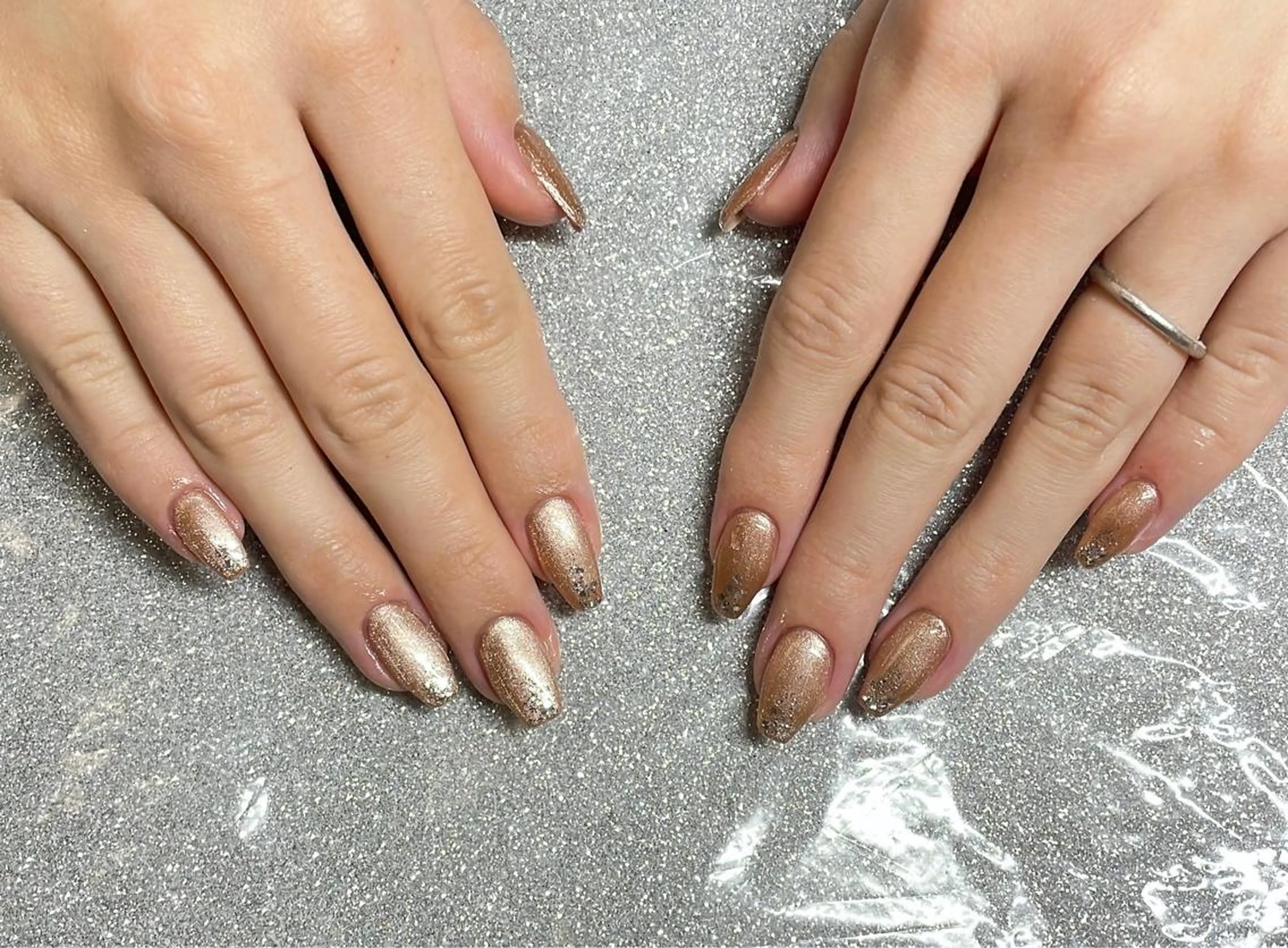 ネイル ハンドネイル VIERU 🌈🎀💖のネイルデザイン