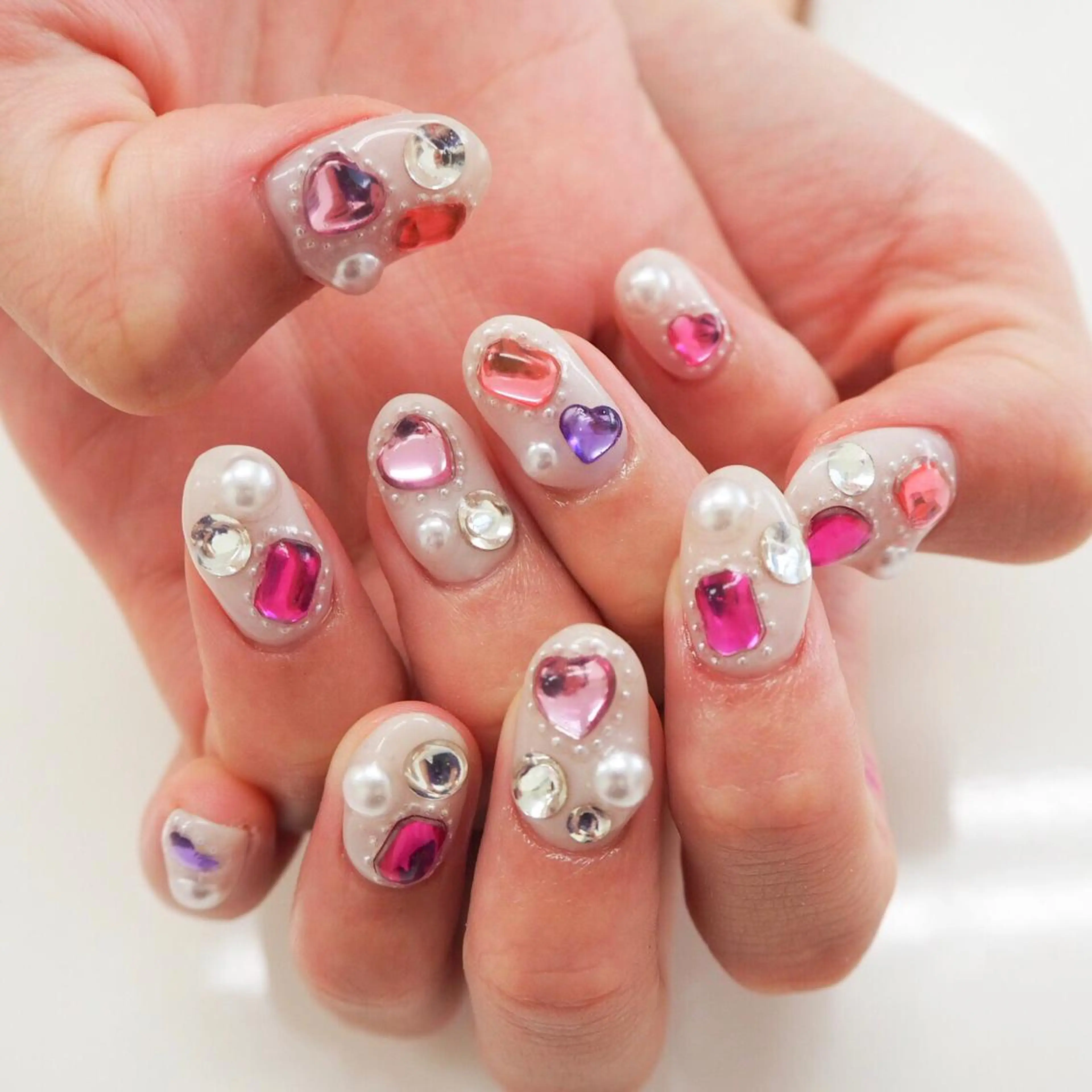 ネイル Hisaka Mikiのネイルデザイン