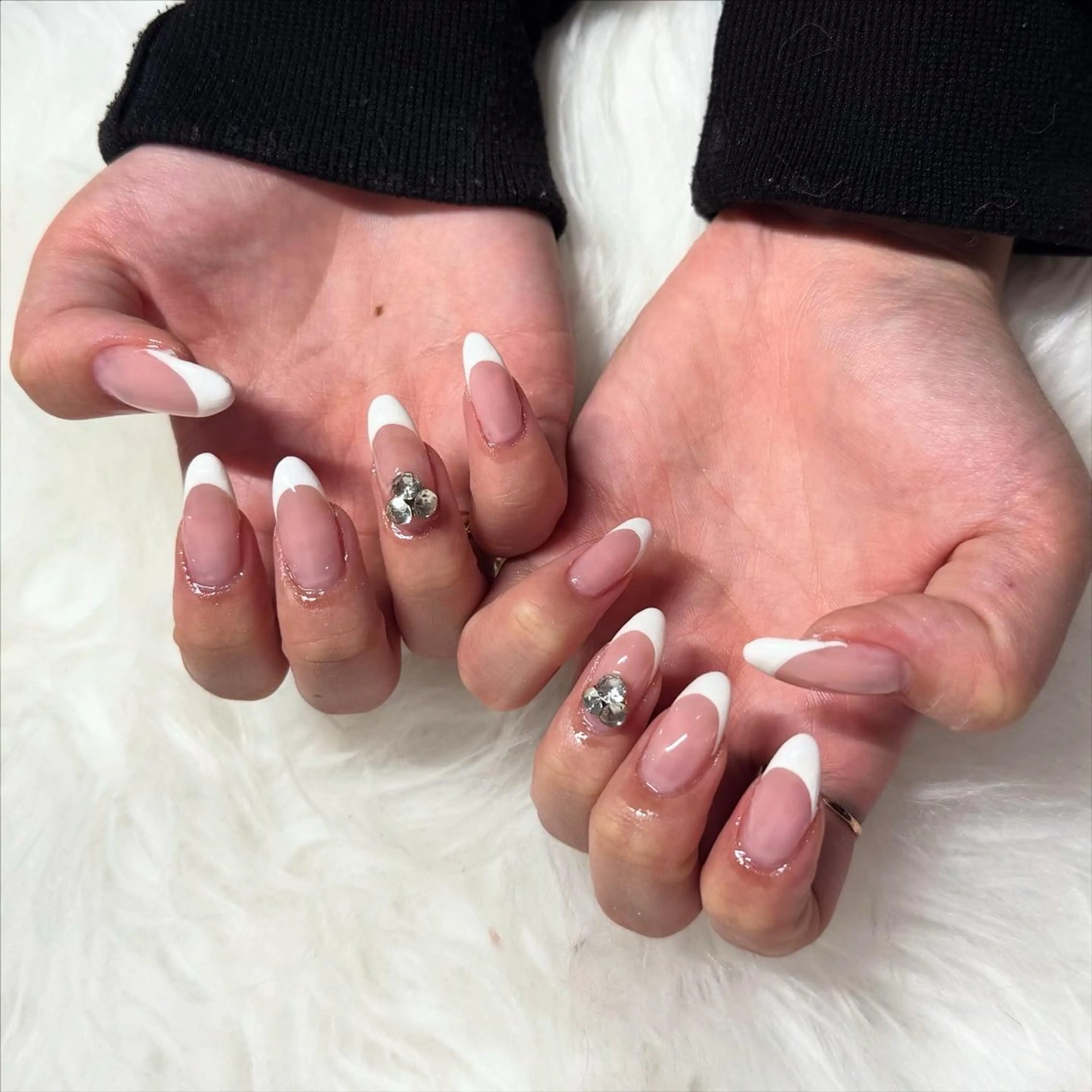 ロング ハンドネイル mao .のネイルデザイン