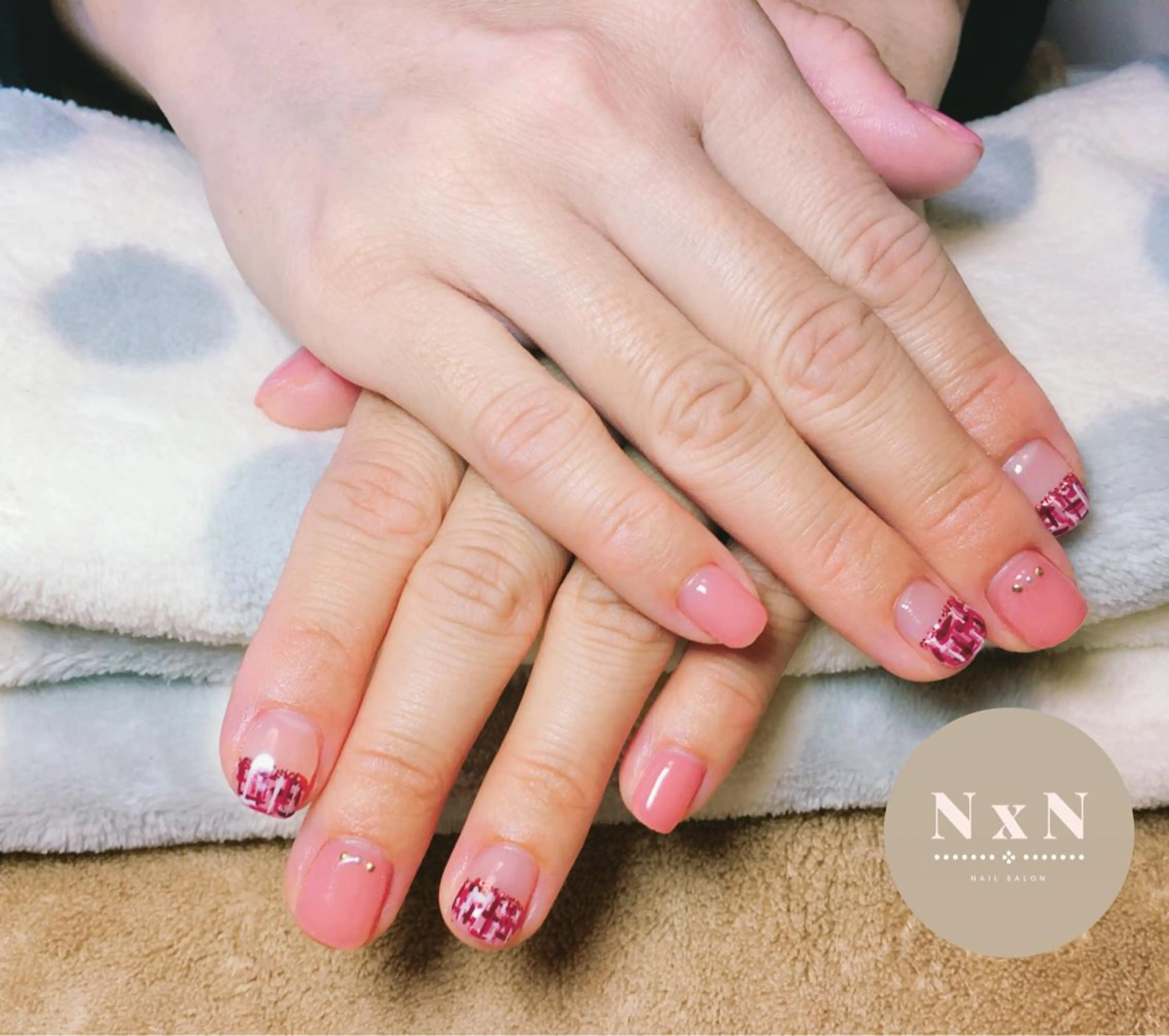 ネイル ピンク ツイードネイル ハンドネイル nail salon N×Nのネイルデザイン