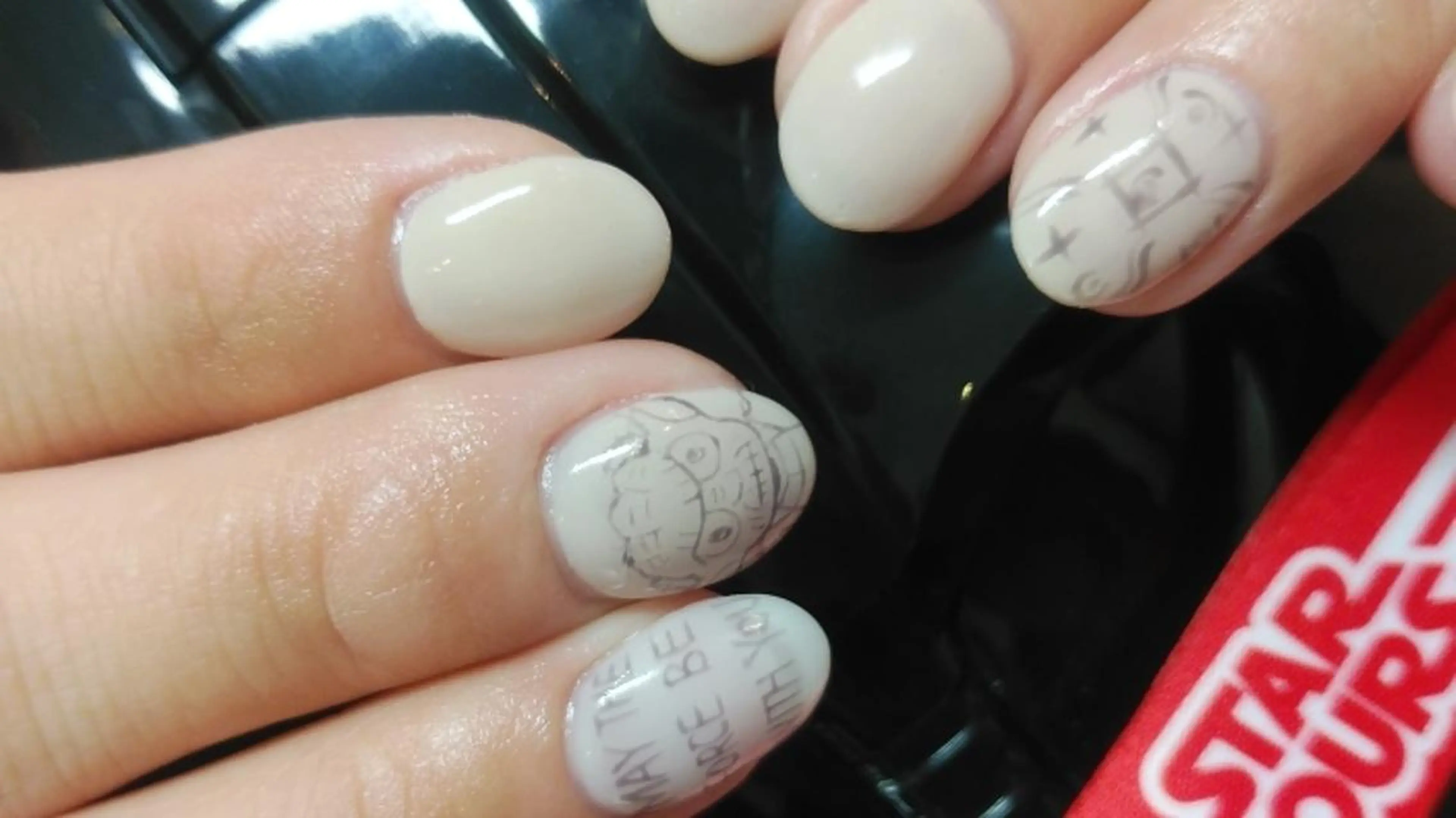 ネイル ネイルサロン& スクールGONAのネイルデザイン