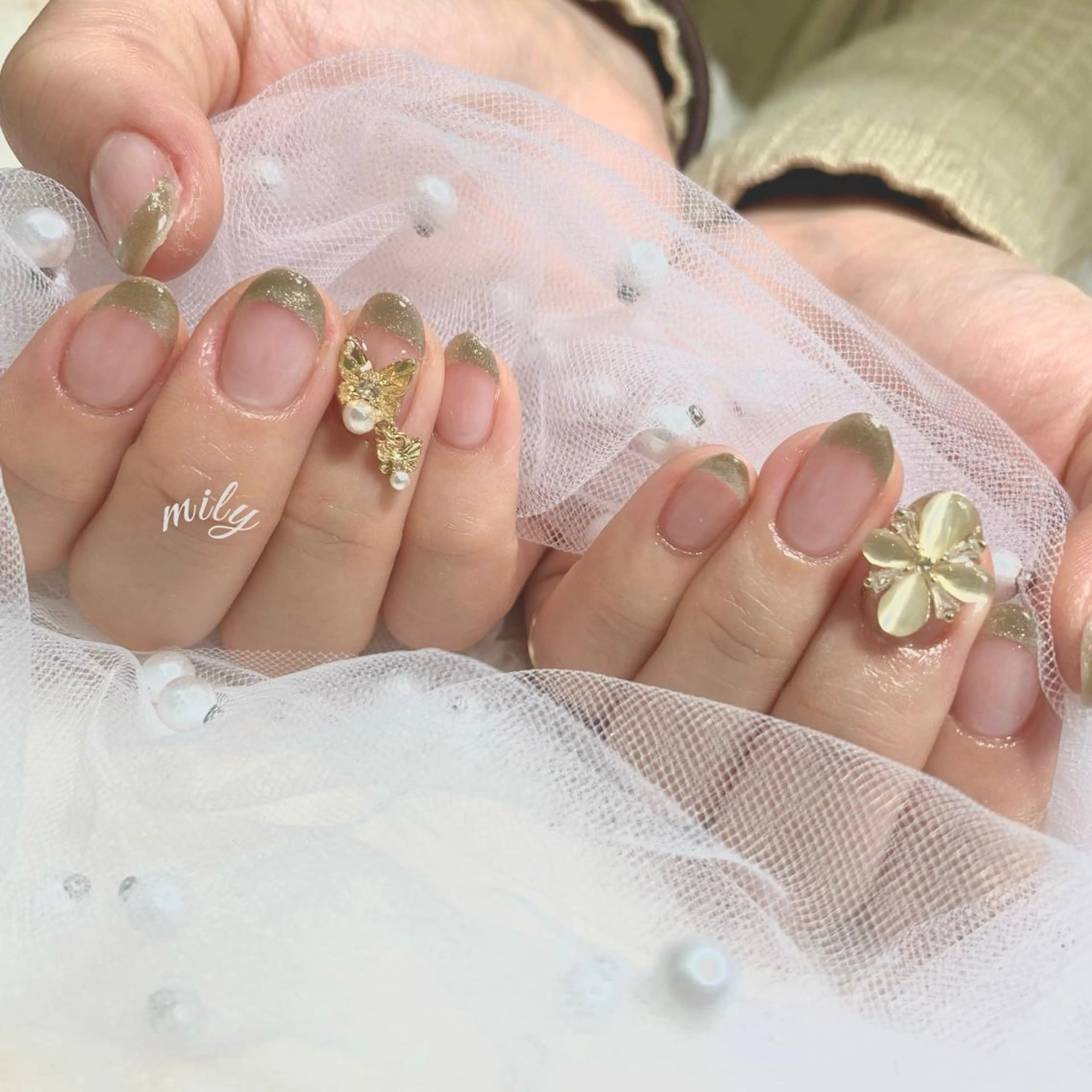 ネイル mily_harajuku所属・韓国ネイル☁️ haruna🌛のネイルデザイン