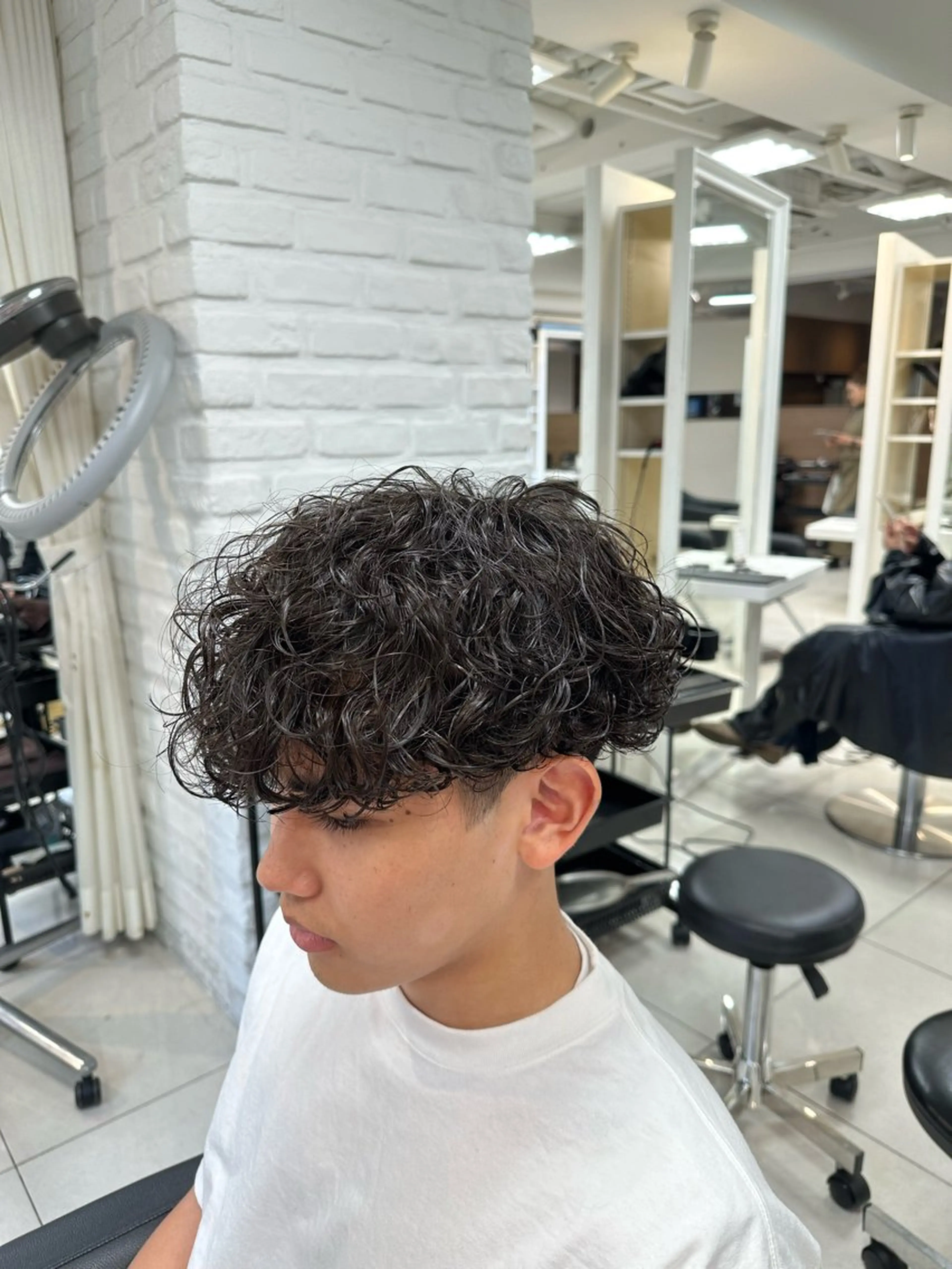 ショート パーマ メンズ メンズパーマ プードルパーマ プードルパーマ カット パーマ トリートメント フェザーパーマ職人 🪶ryosukeのヘアスタイル