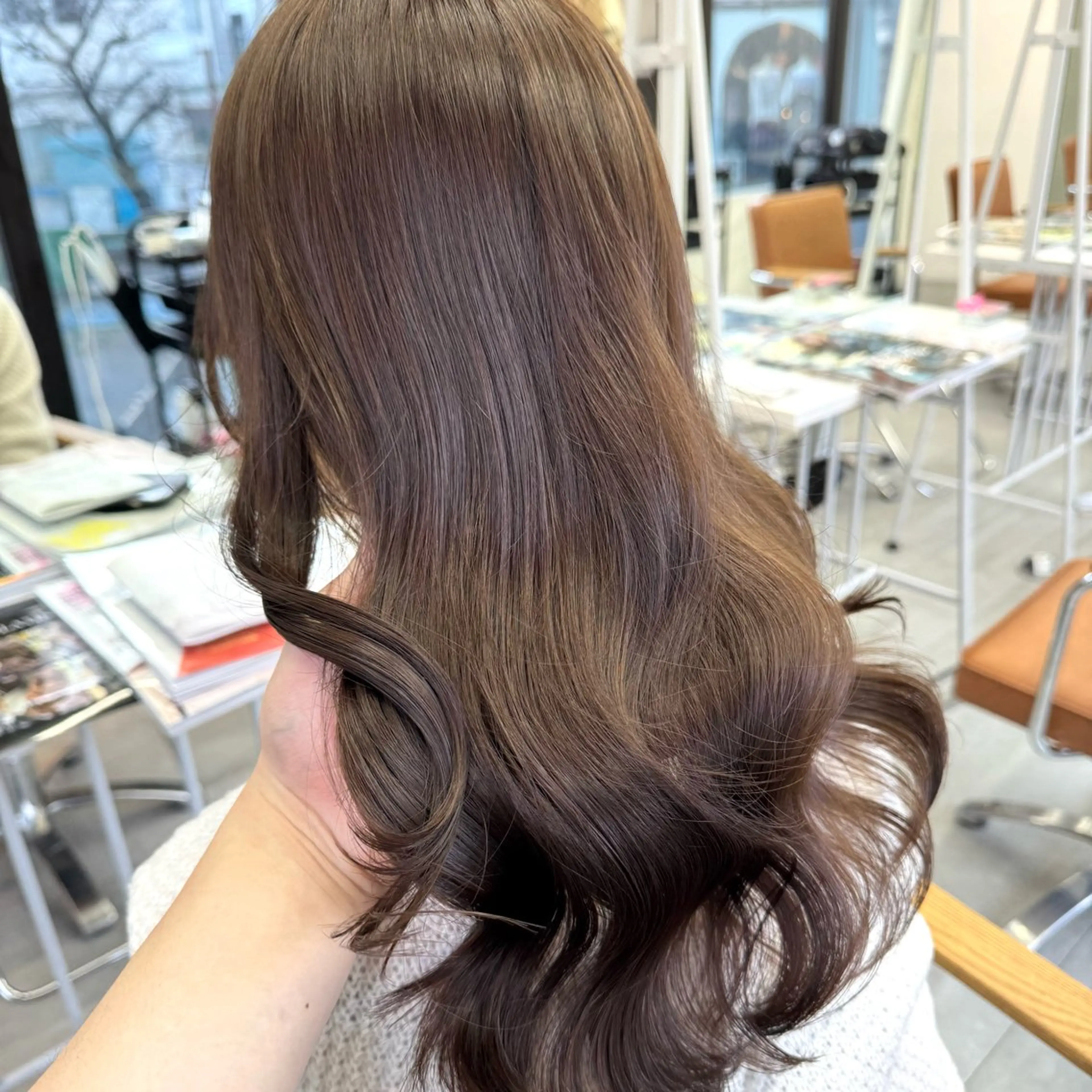 セミロング カラー ヘアアレンジ ヘアカラー ブリーチなしカラー /ベージュ/安形翔のヘアスタイル