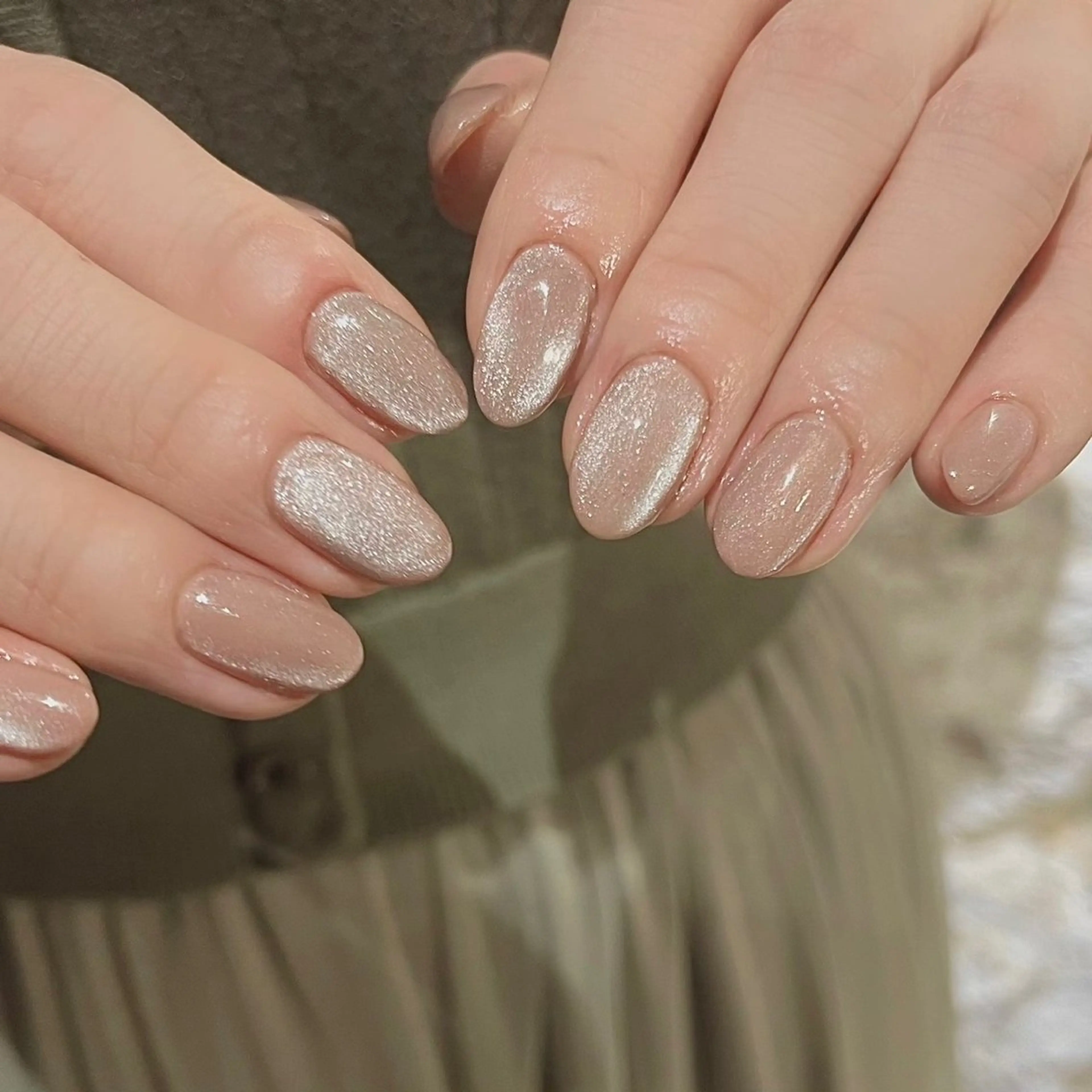 ネイル マグネットネイル オフィスネイル atelier univ.所属・【VIVI】 ビビのネイルデザイン