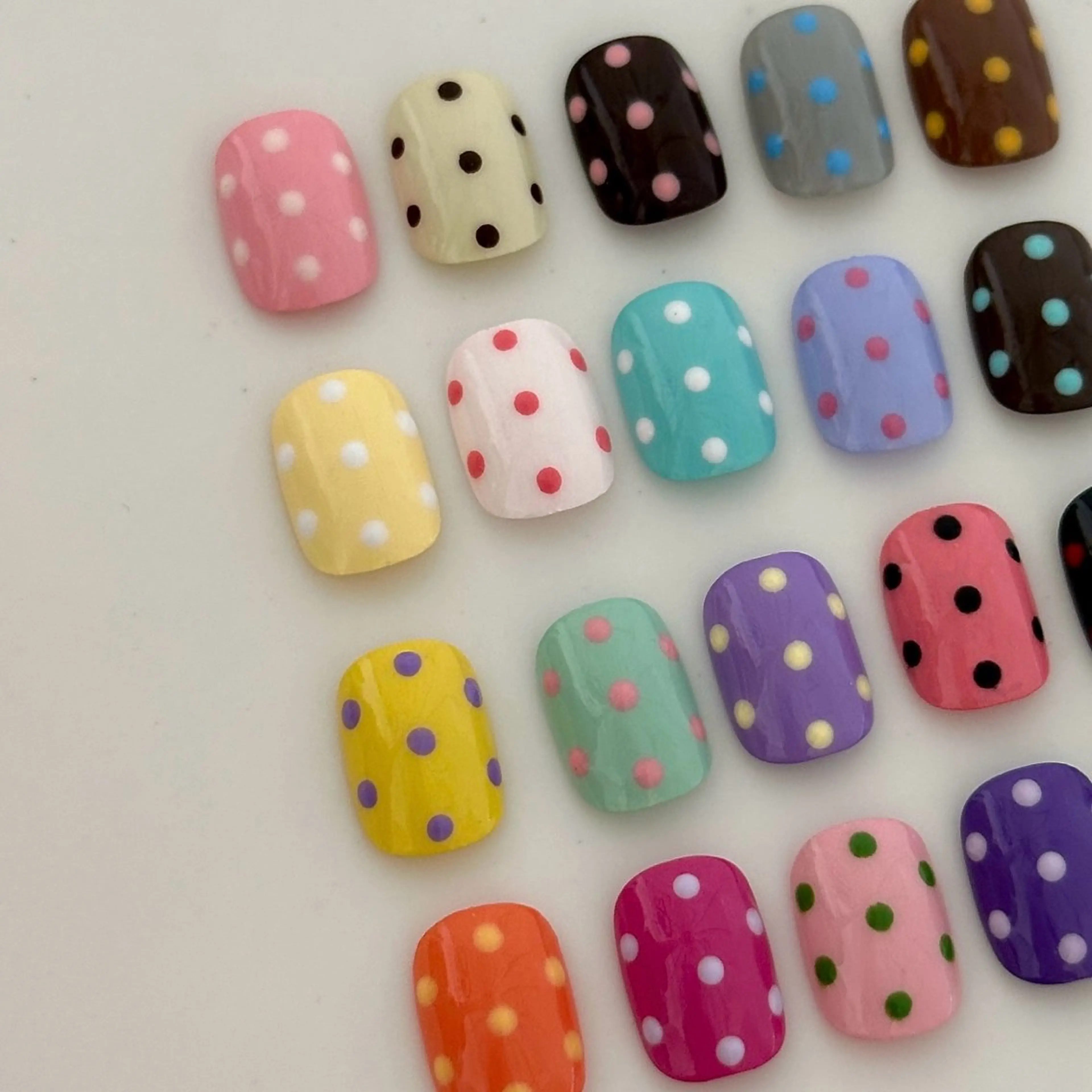 ネイル アートネイル 岡田 結衣のネイルデザイン