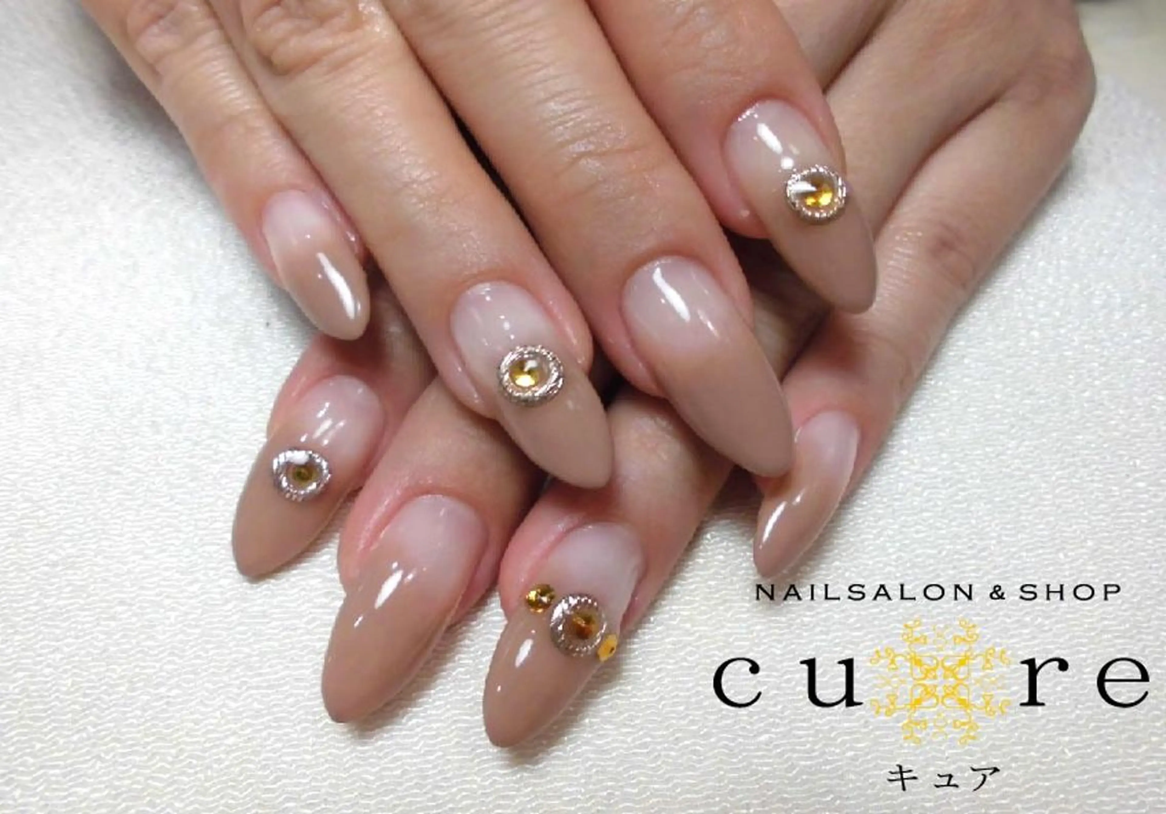 ネイル ジェルネイル グラデーション スカルプネイル ネイルサロン Cureのネイルデザイン