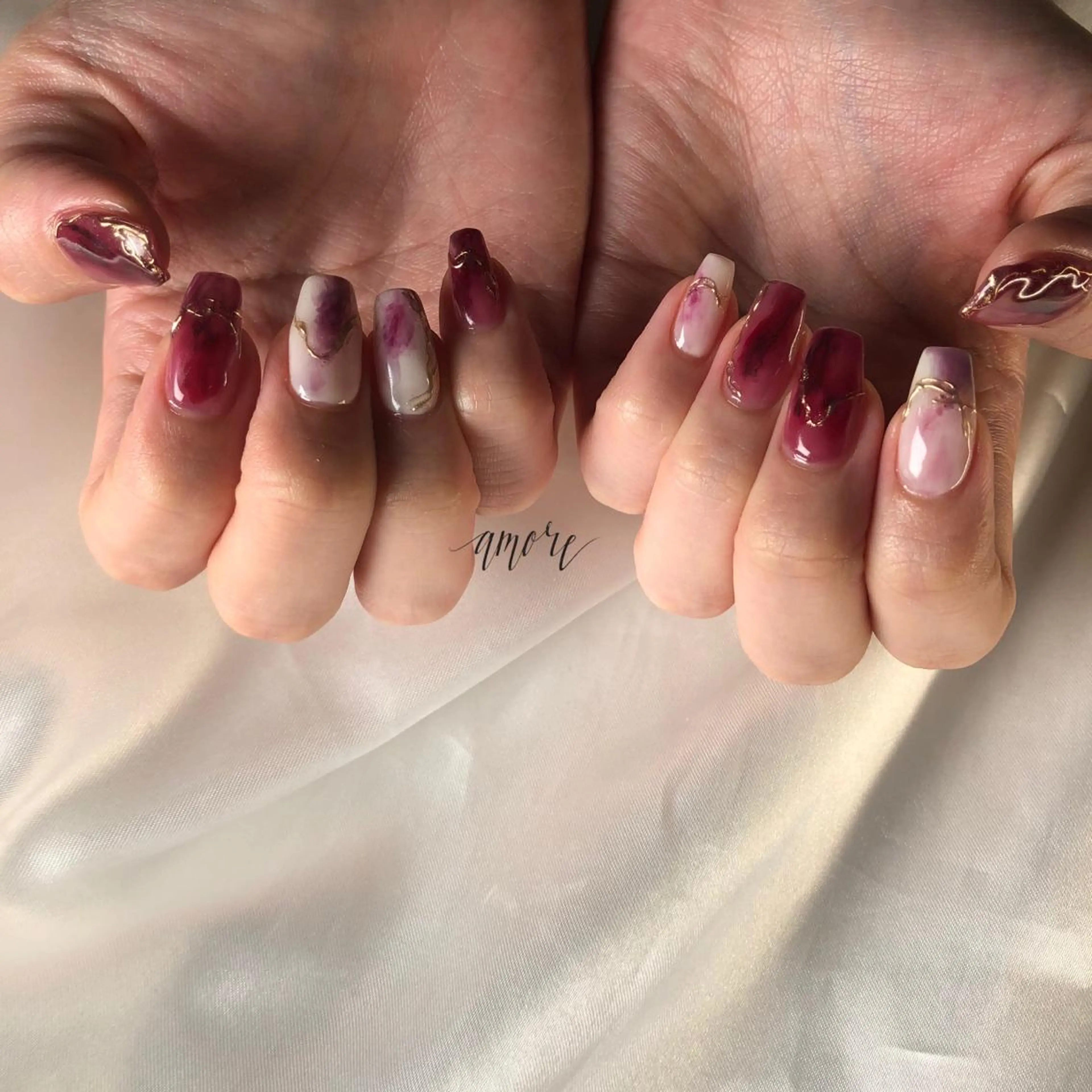 ネイル ジェルネイル 氷ネイル・うるうるネイル マグネットネイル ミラーネイル ニュアンスネイル You kyehwaのネイルデザイン