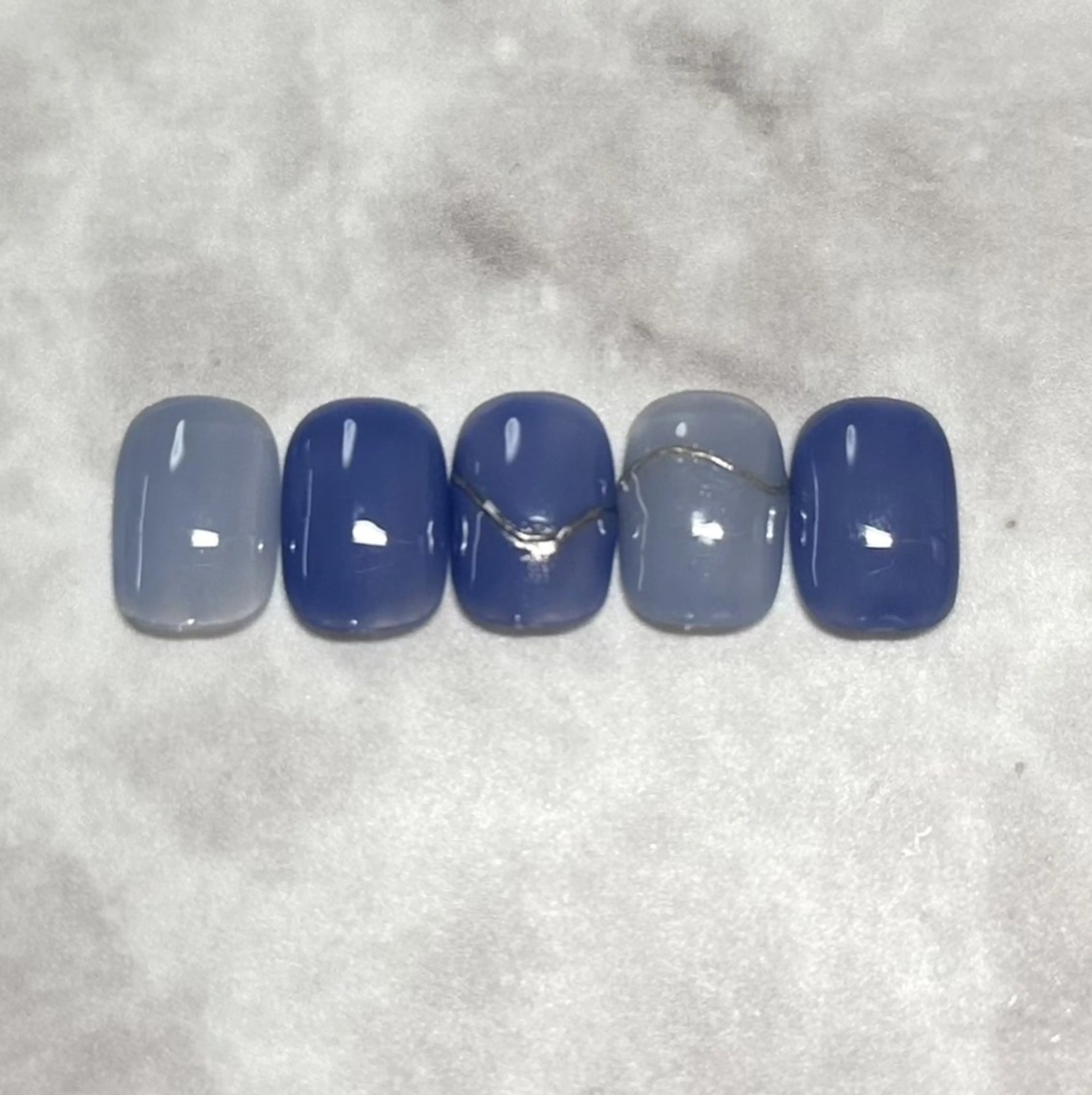 ネイル Nailsalon Graciasのネイルデザイン