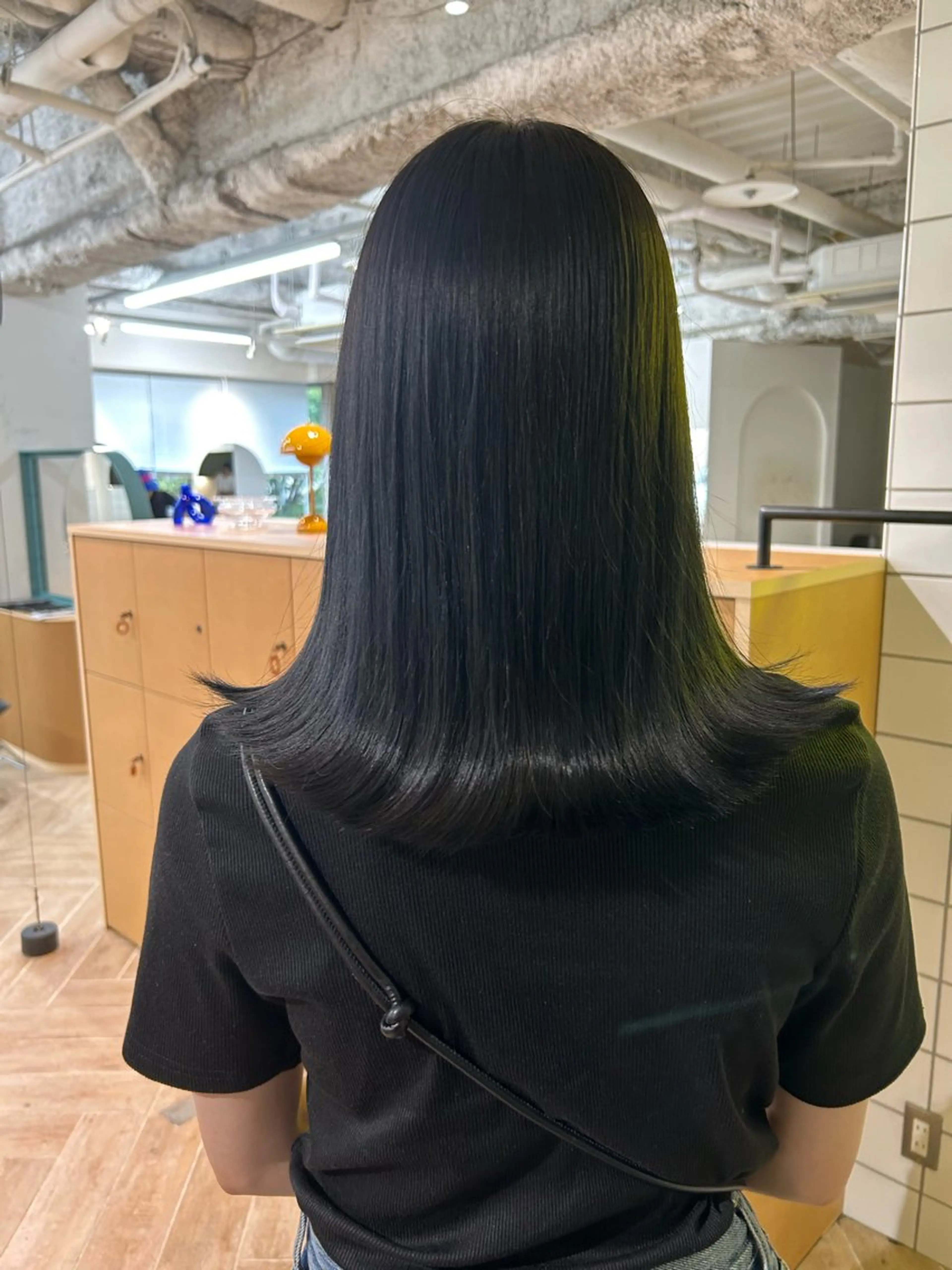 ミディアム カラー ヘアカラー トリートメント ベージュ/ダブルカラ ー/新潟駅/青柳萌果のヘアスタイル