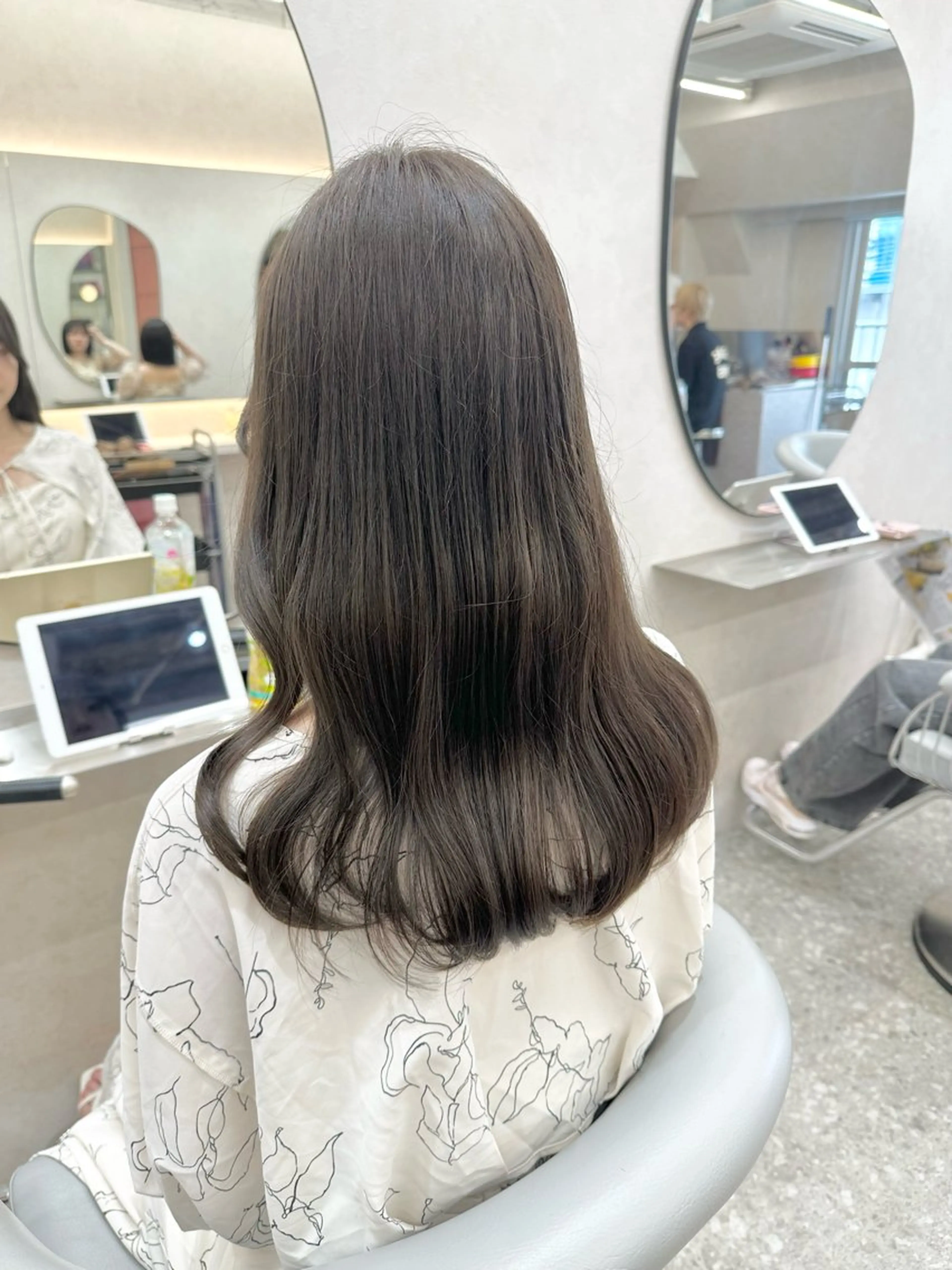 セミロング シールエクステ エクステ 顔周りカット 髪質改善 韓国風ヘア カット ヘアカラー トリートメント 新宿/韓国レイヤー/ 髪質改善/佐藤航のヘアスタイル