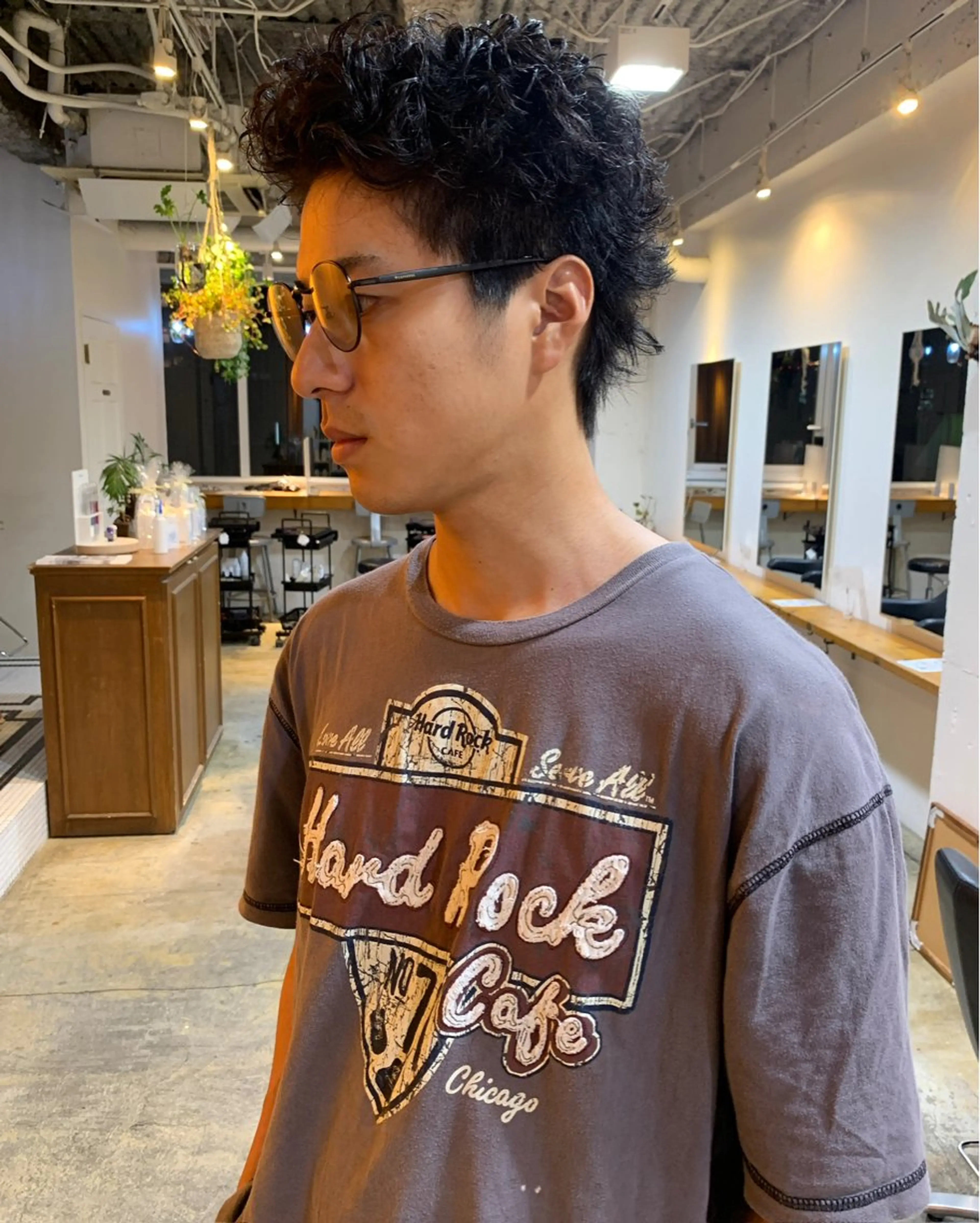 ショート パーマ メンズ カット パーマ グランジヘア 無造作ヘアHYUGAのヘアスタイル