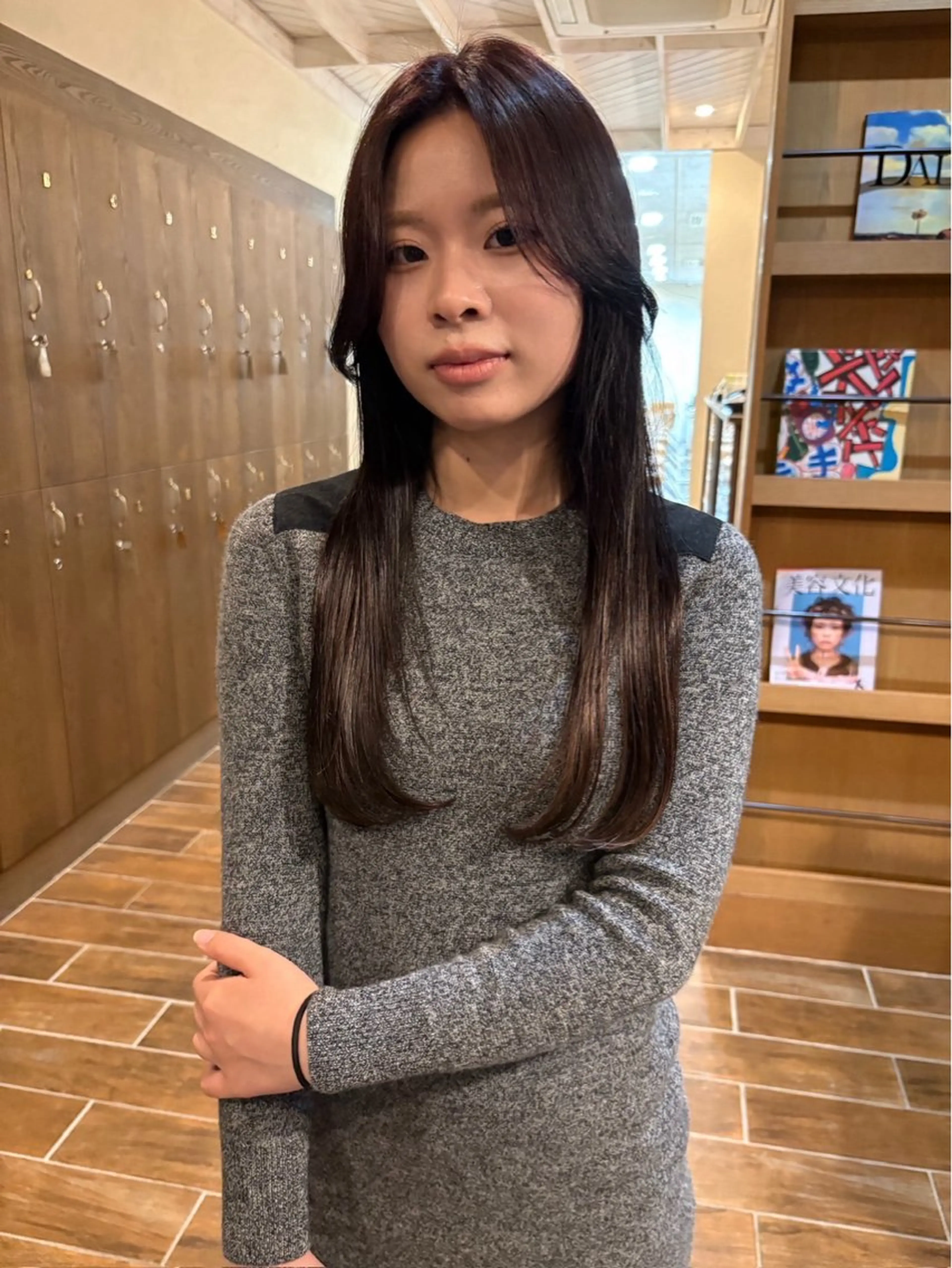 ロング カラー ヘアカラー 松野 心音のヘアスタイル