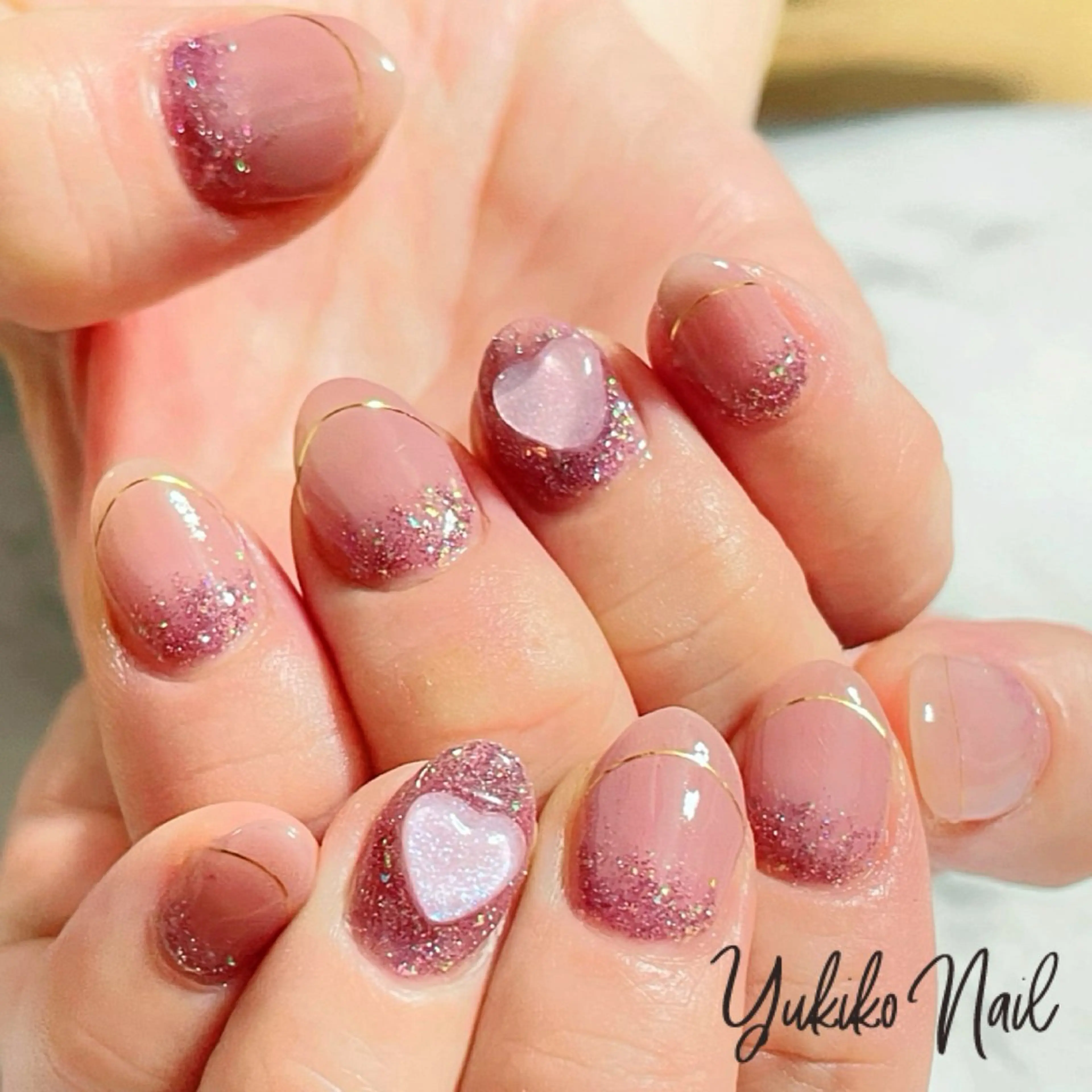 ネイル フラッシュネイル フレンチネイル ゴールド グラデーション ハート ハンドネイル ユキコ ネイルのネイルデザイン