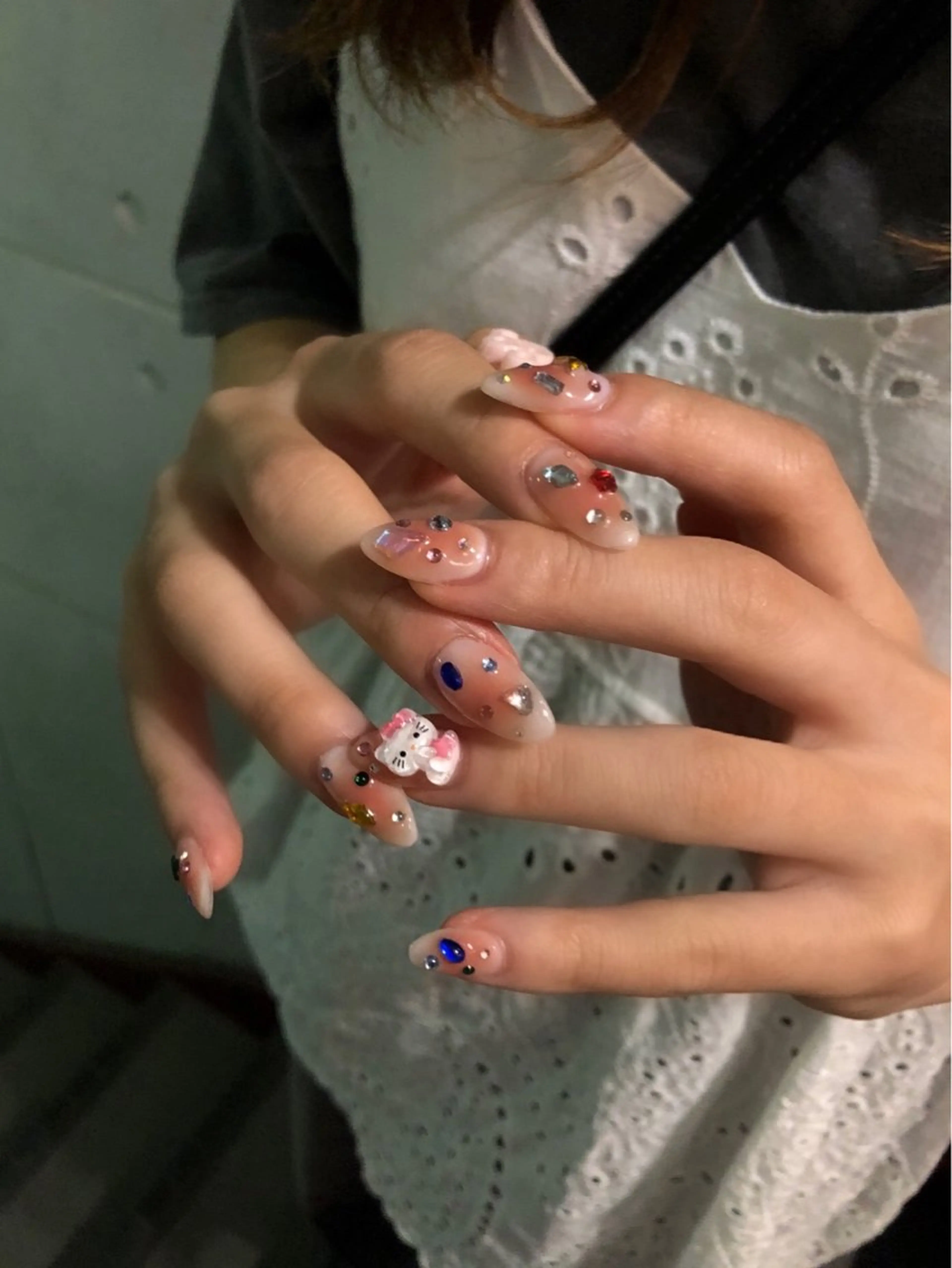 ネイル チークネイル ハンドネイル NAIL＆SPA PｰBOX所属・Lia ⠀のネイルデザイン
