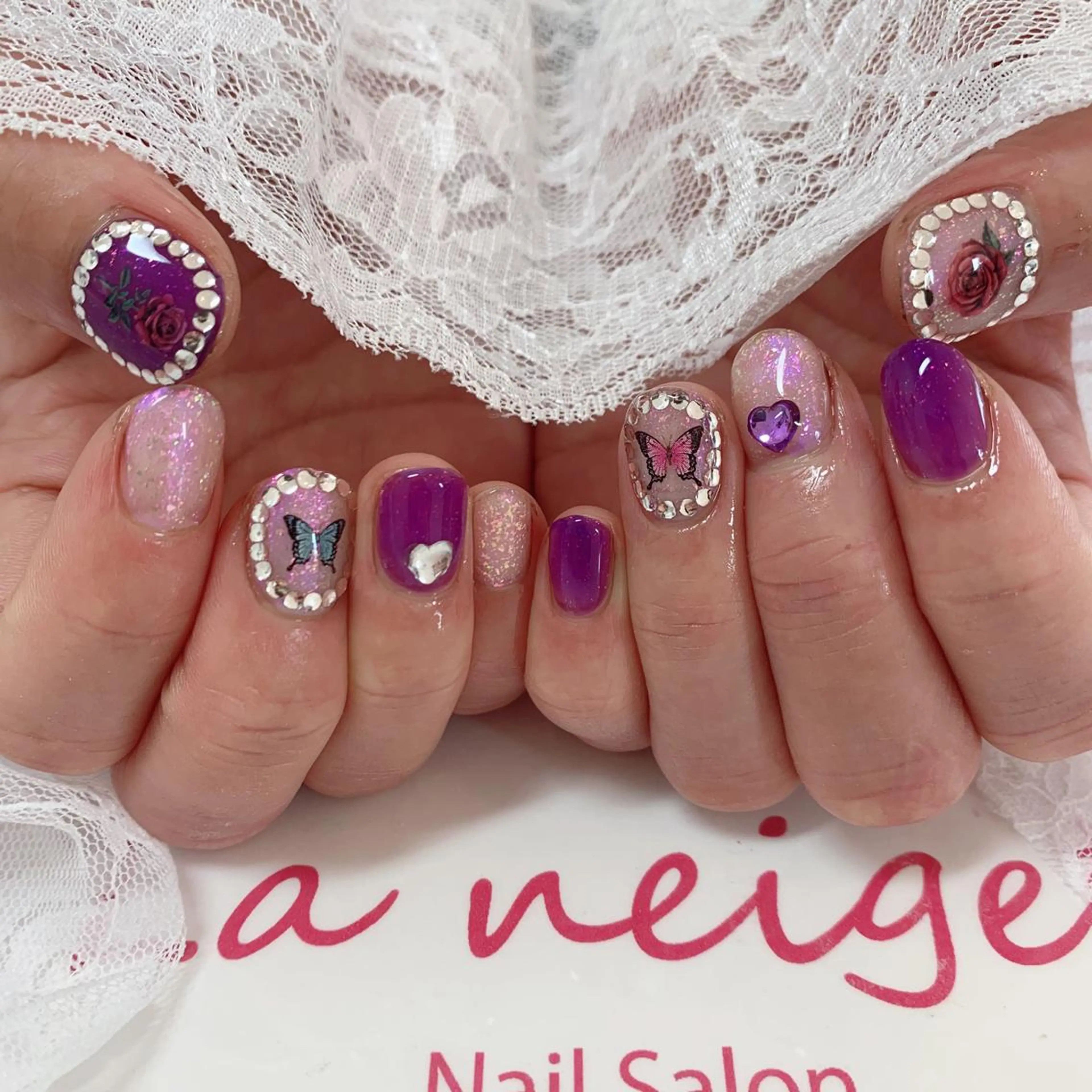 ネイル ハンドネイル La neige* yuki 🥯🍑のネイルデザイン