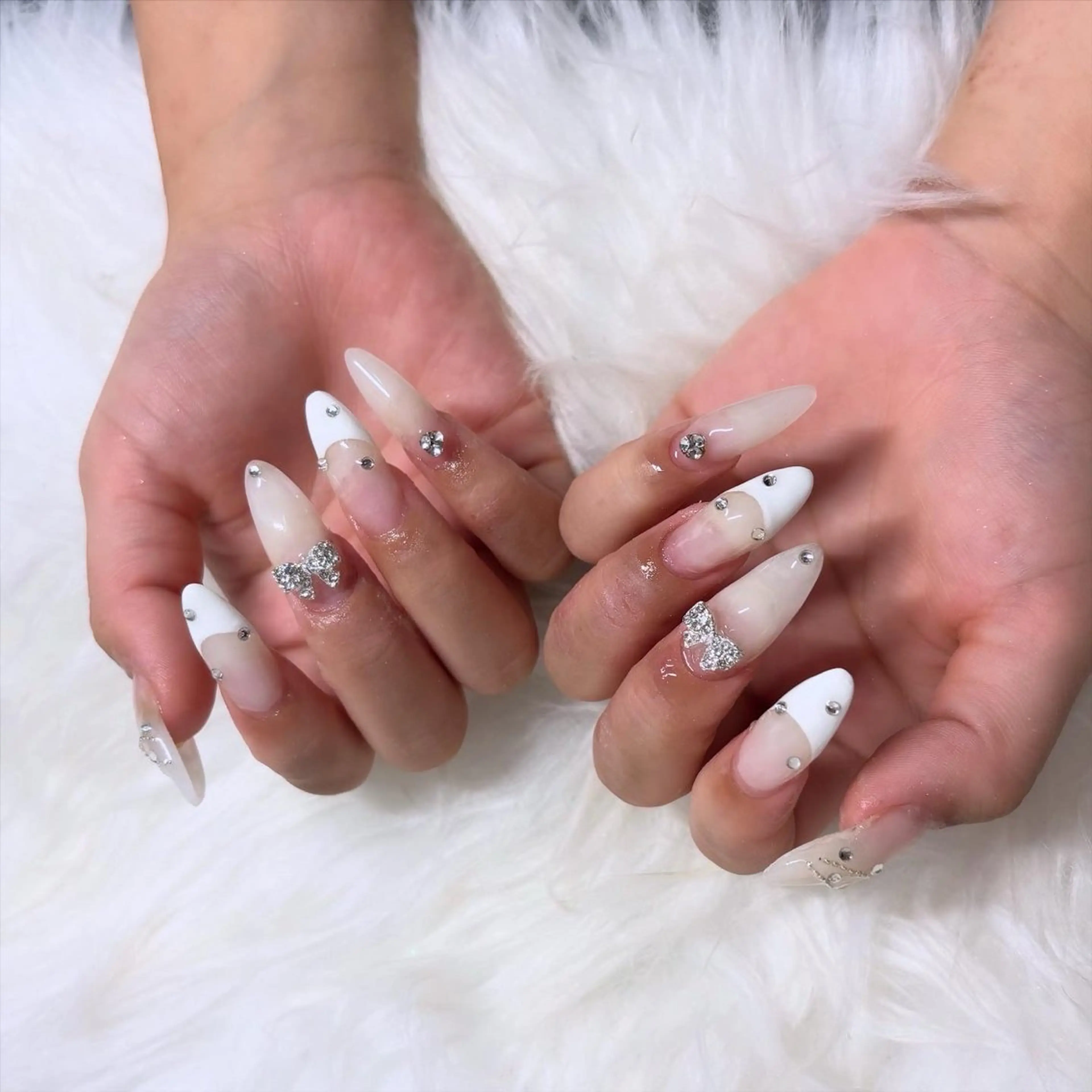 ロング ハンドネイル mao .のネイルデザイン