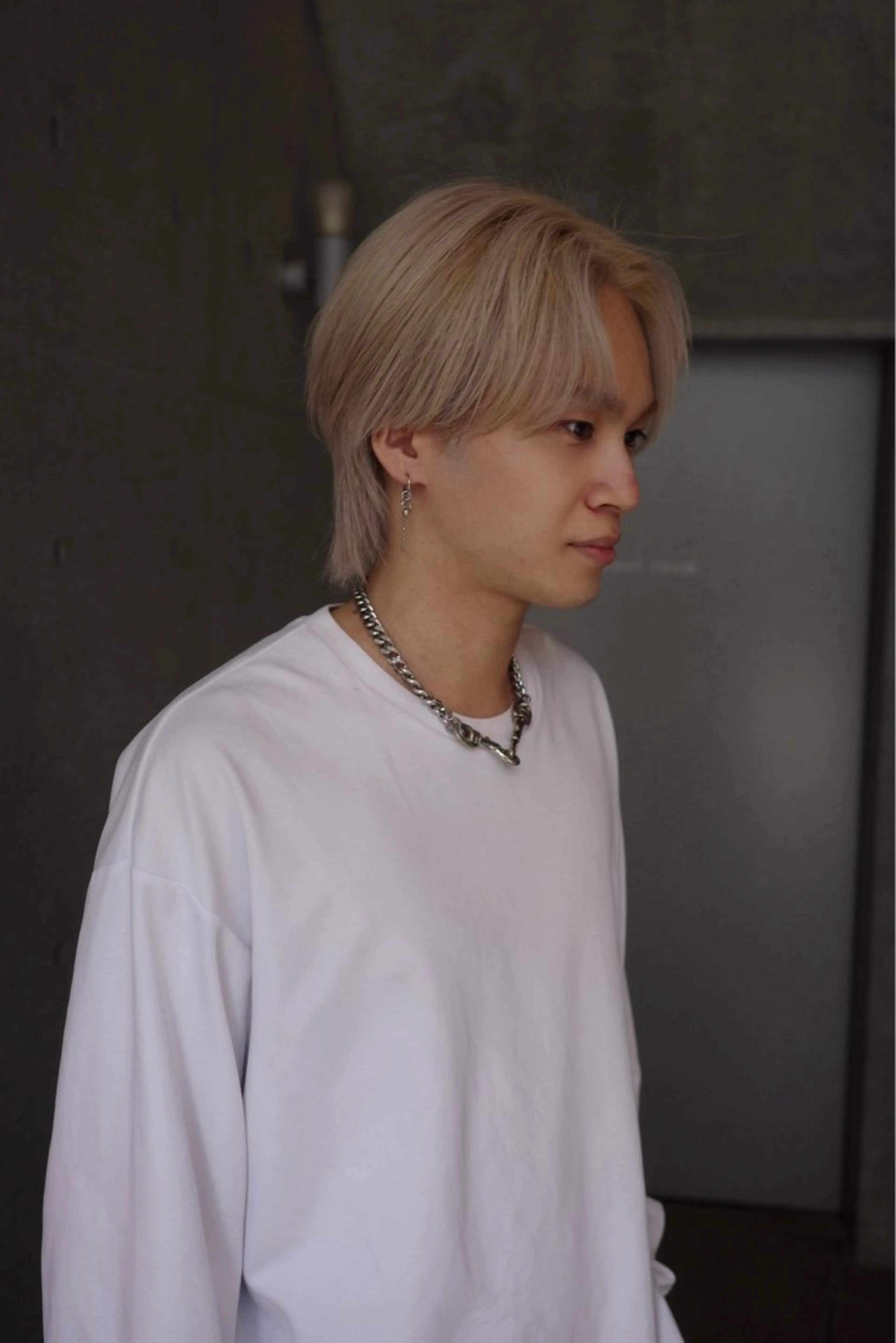 カラー メンズ ブロンド ホワイトブロンド ヘアカラー トリートメント 🦋レイヤーカット ミドリカワ🦋のヘアスタイル