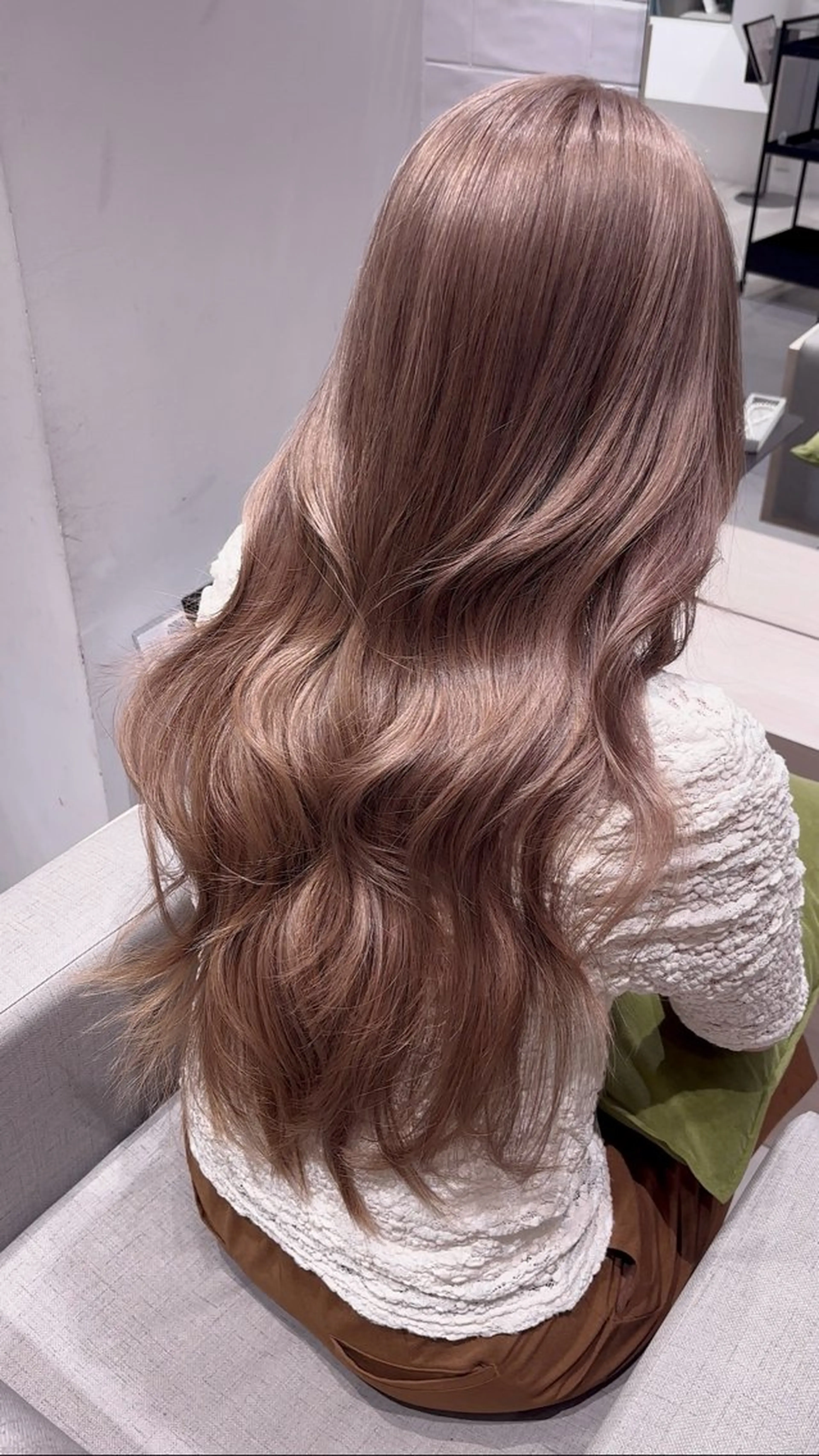 ロング カラー ベージュカラー ブリーチ ダブルカラー グレージュ ハイトーンカラー 銀座/髪質改善/韓国 カラー🍓原田侑依のヘアスタイル