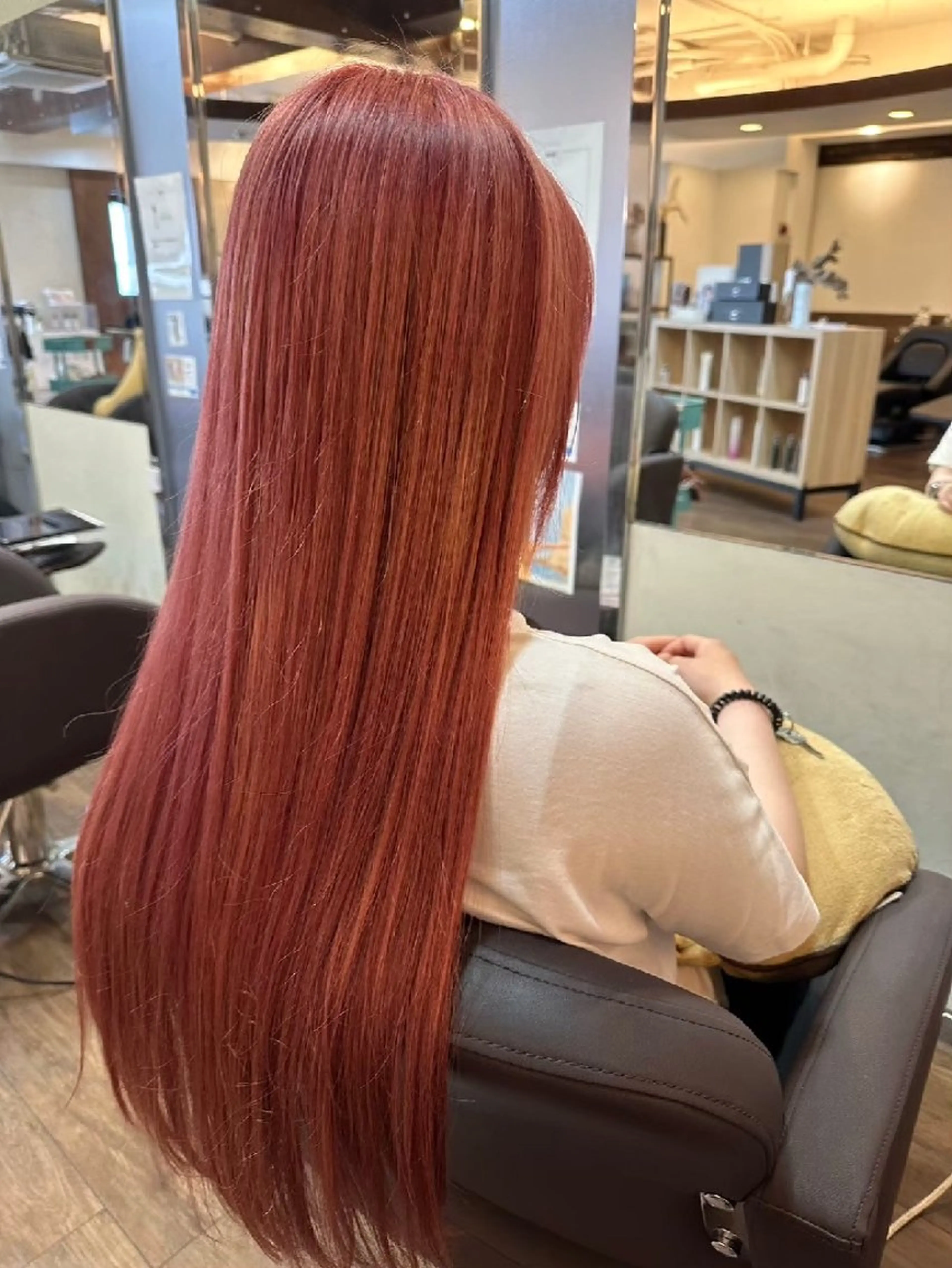 カラー 束感まつぱ🥑🤍 NATUKI🤍のマツエク・マツパデザイン