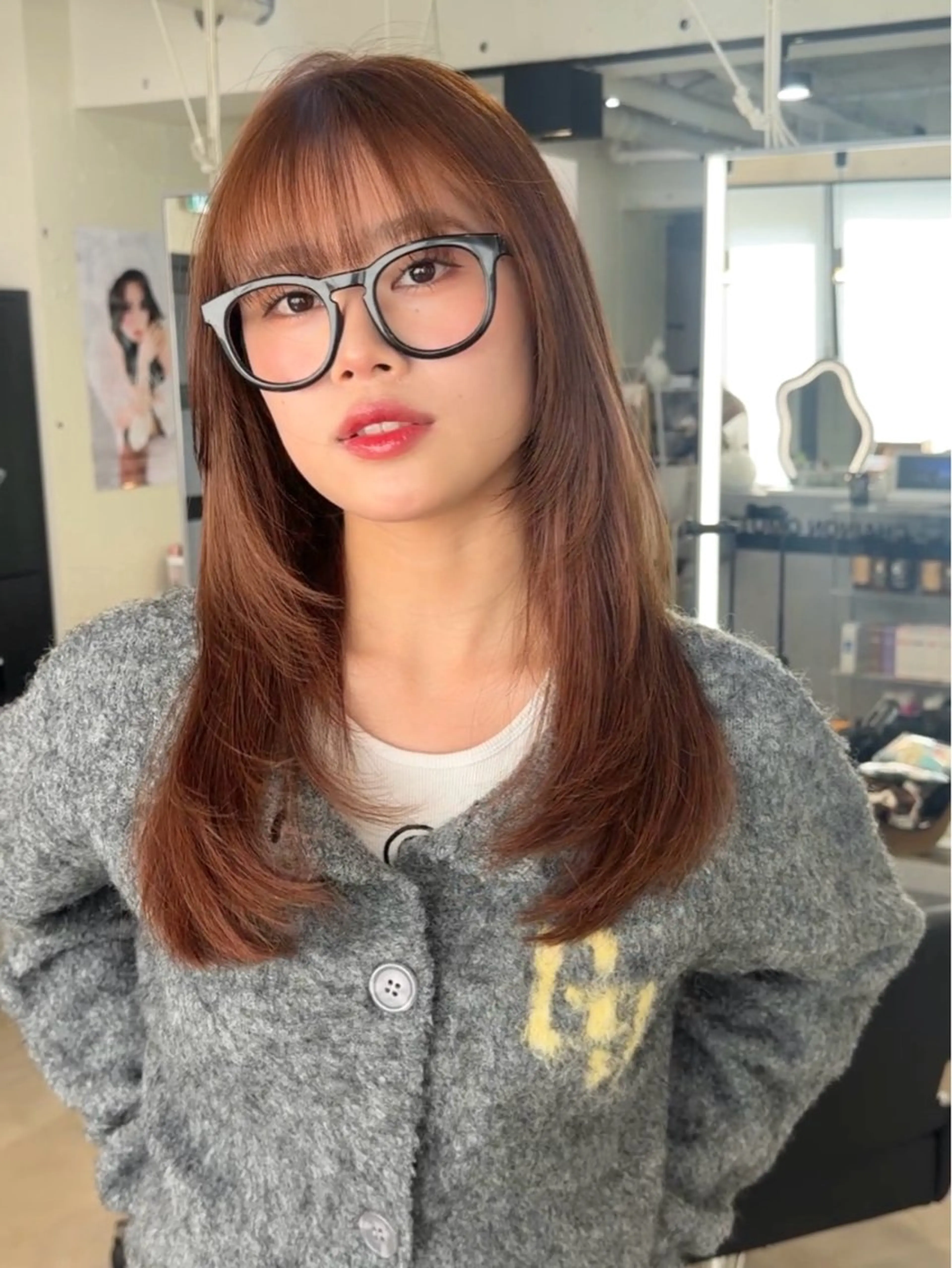 セミロング カット ヘアカラー Hana ハイトーン🕯🩰のヘアスタイル