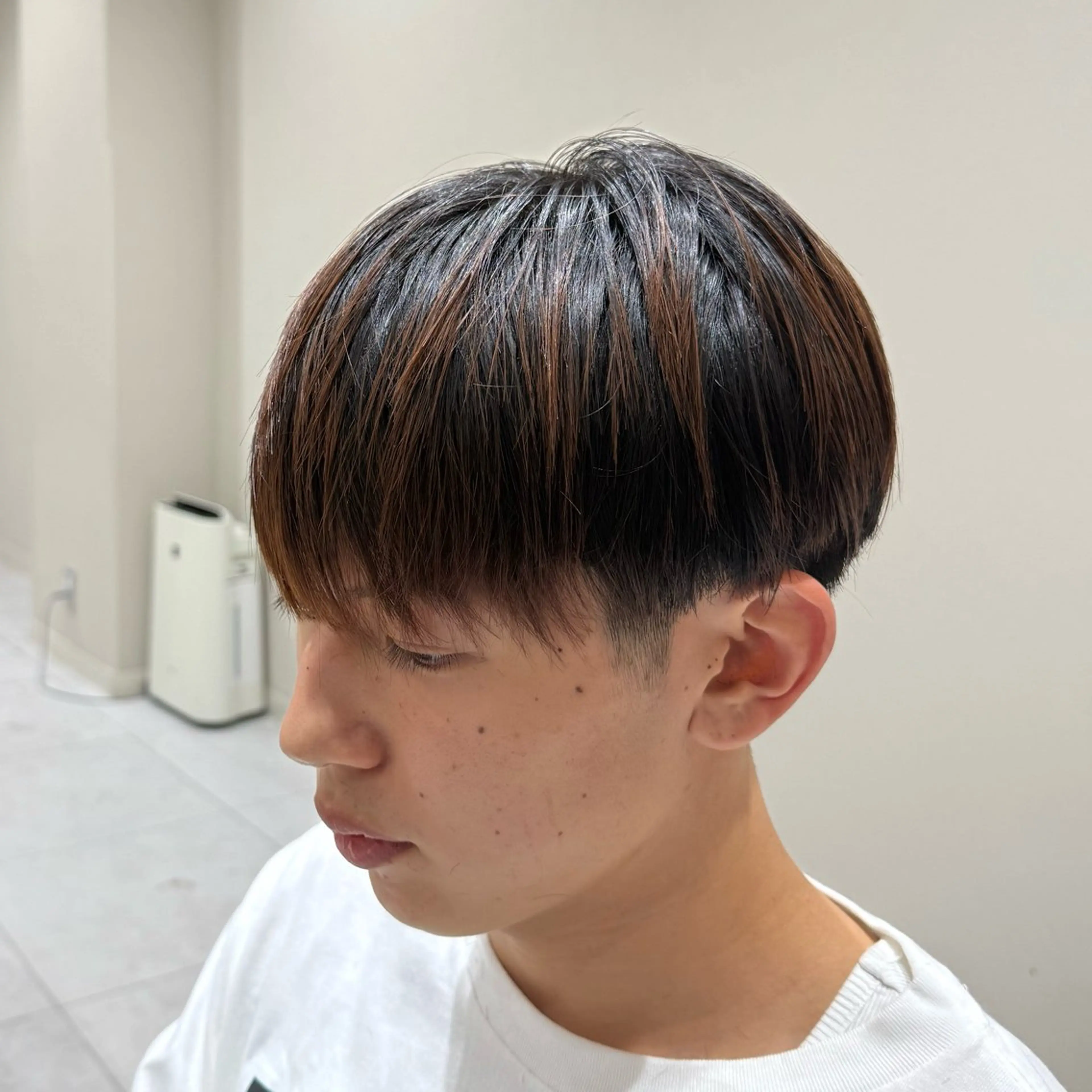 ショート メンズ カット 韓国レイヤー｜ 透明感カラー｜ココナのヘアスタイル